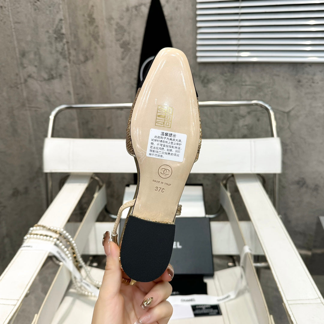 CC 26s Slingback Gold Glittered Sheepskin 816195