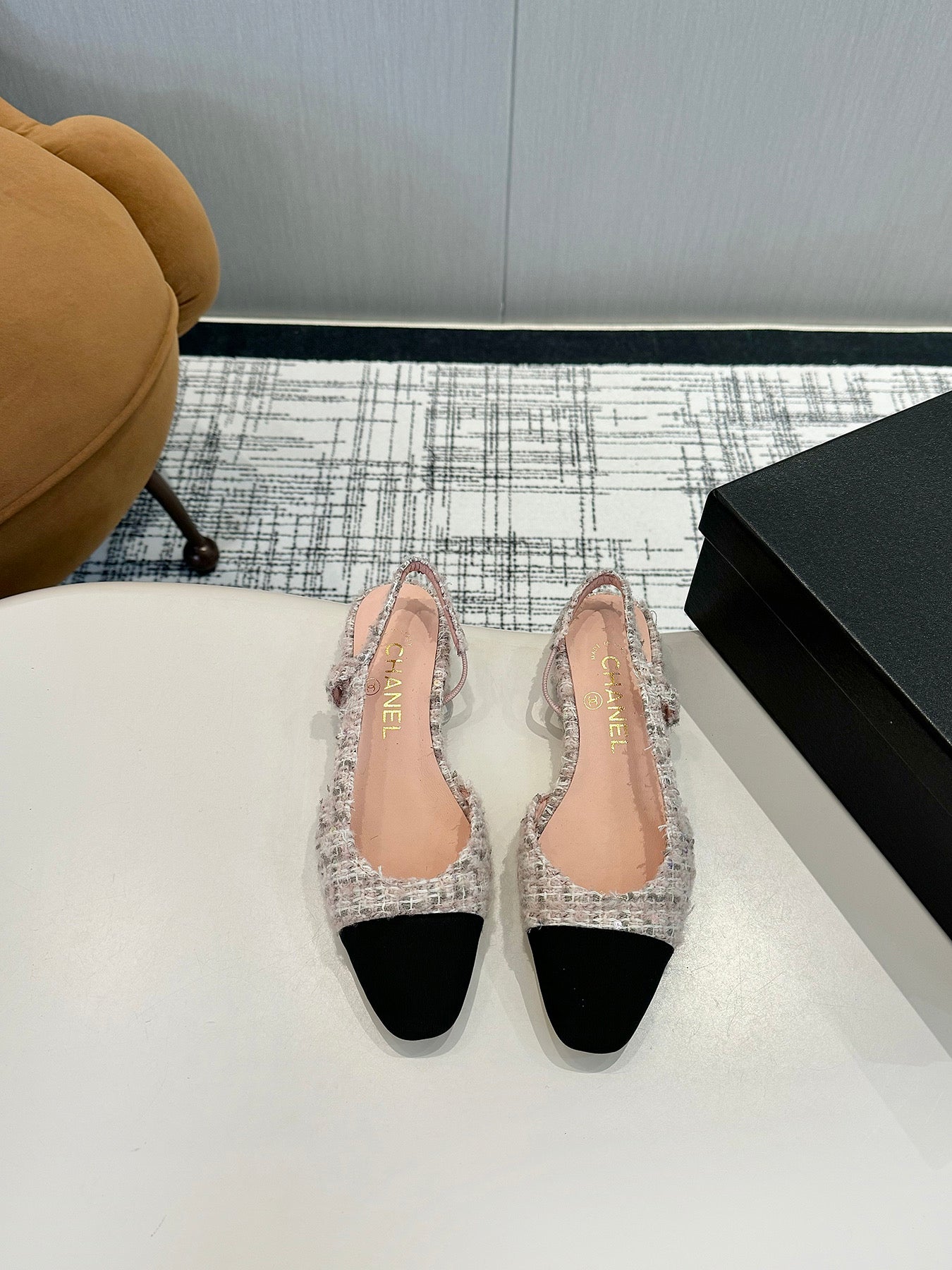 cc 25c slingback flat pink white tweed black grosgrain 233607