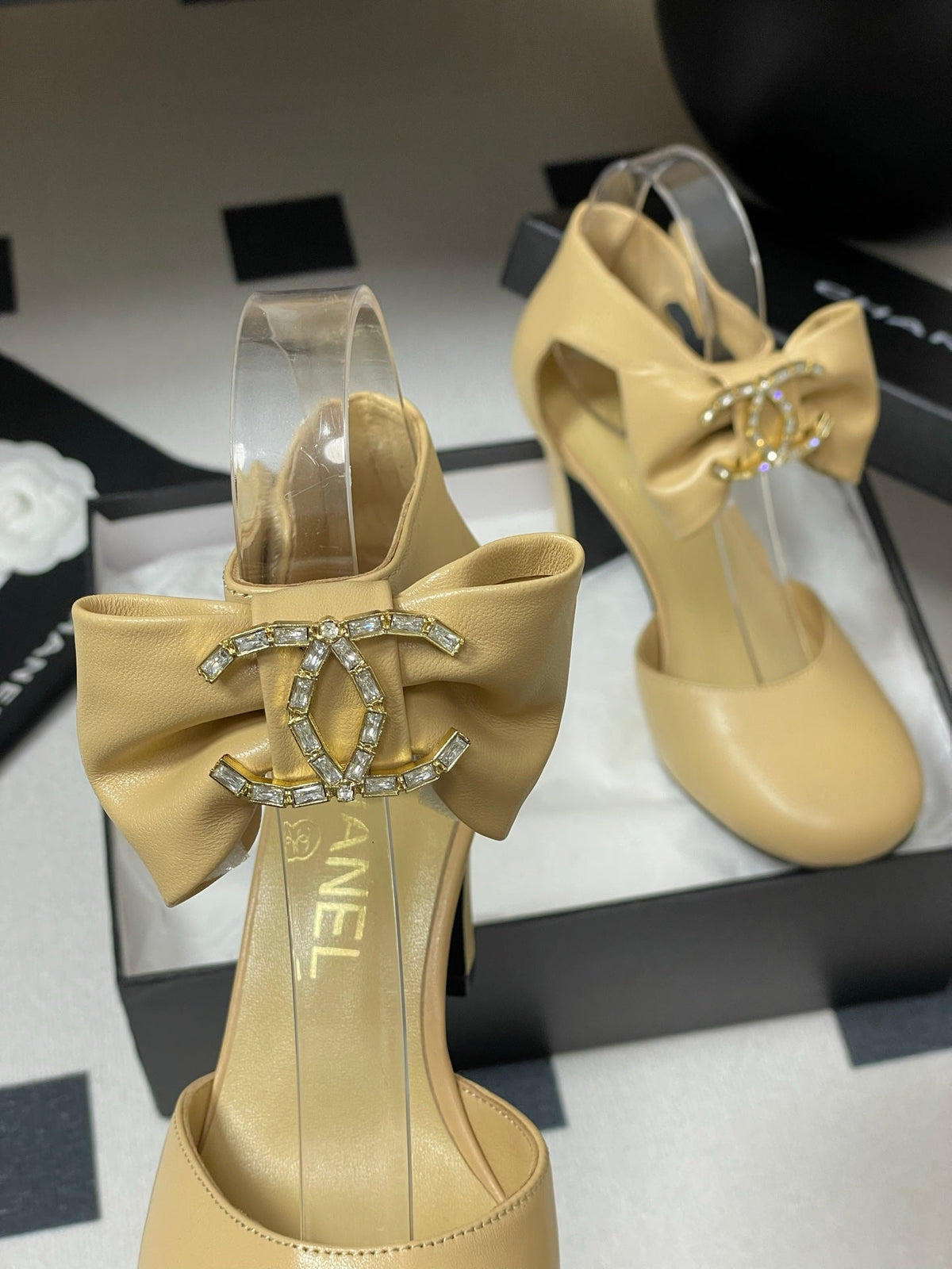 CC 25S Double C Rhinestone Buckle Bow High Heel Pump 85 Beige Sheepskin 247571