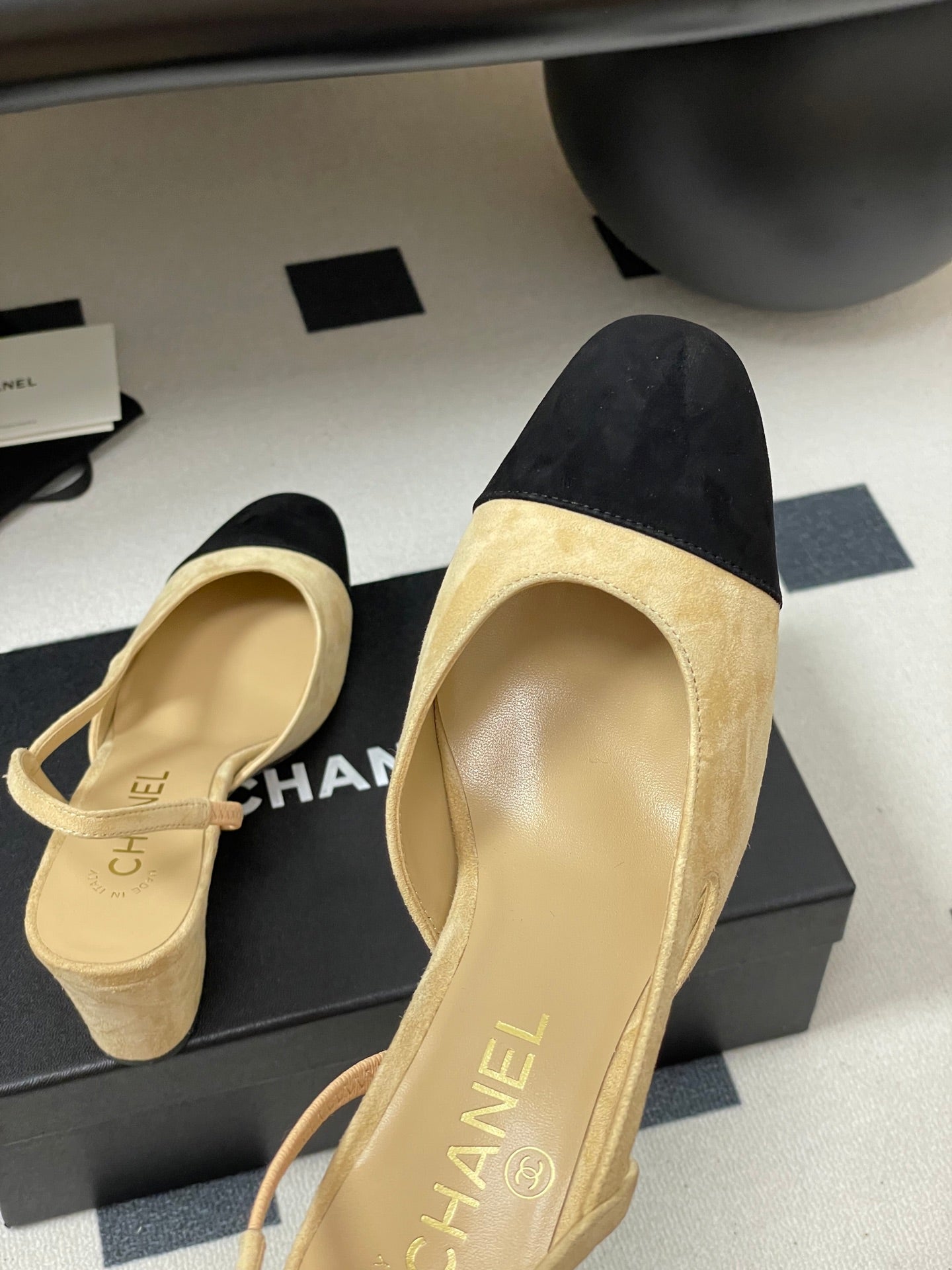 CC 25 SlingBack 65mm Beige Black Suede 393991