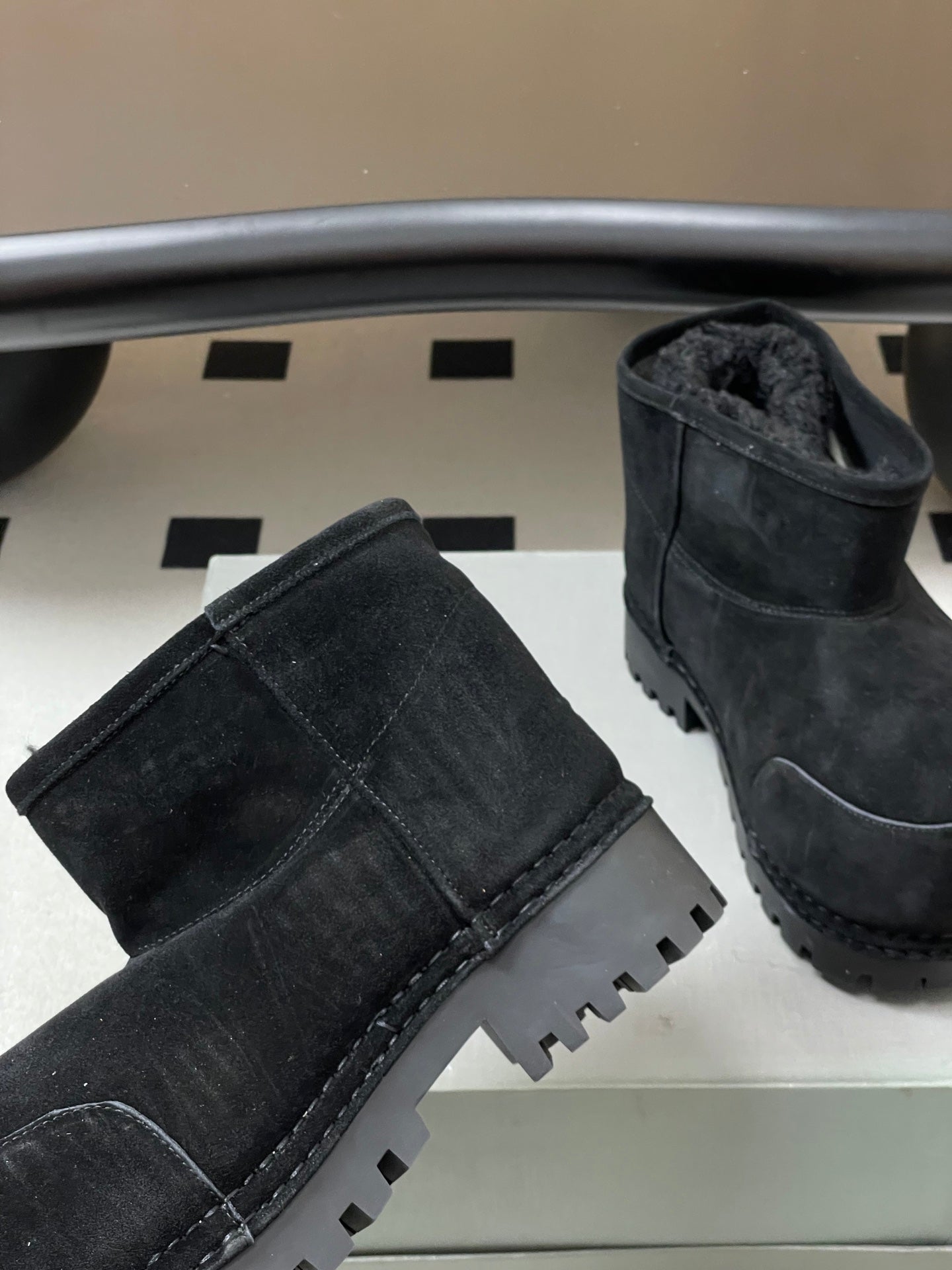 Balenciaga Snow Boots Black Suede 535039