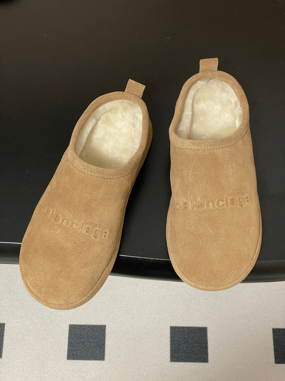 Balenciaga Mule Slip-On Beige Suede Wool 534534