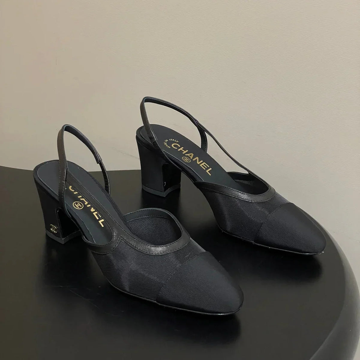 CC 26s Slingback 65 Black Mesh Fabric Sheepskin 649446