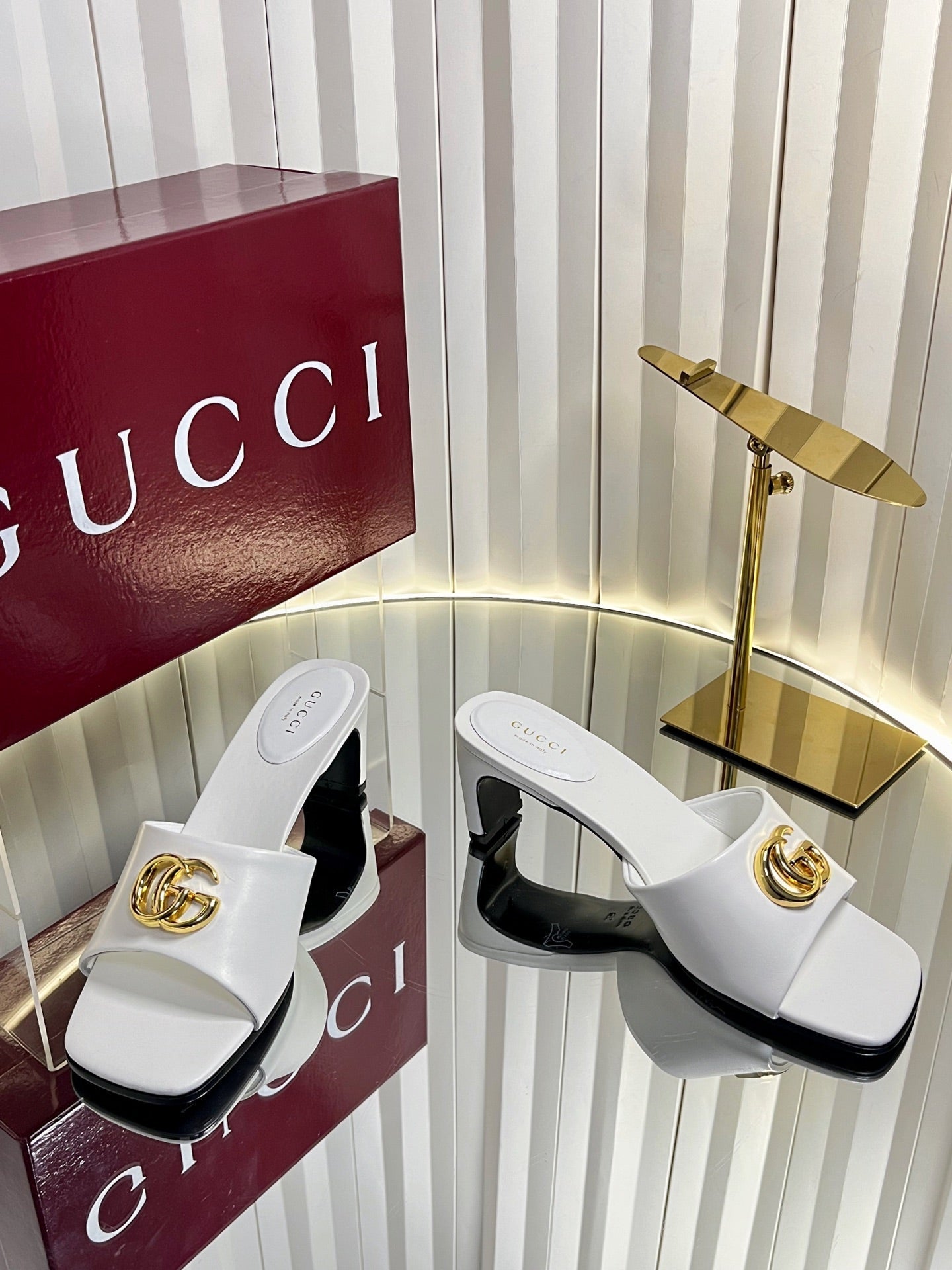 GG 26S Slippers 4.5cm White Leather 616458