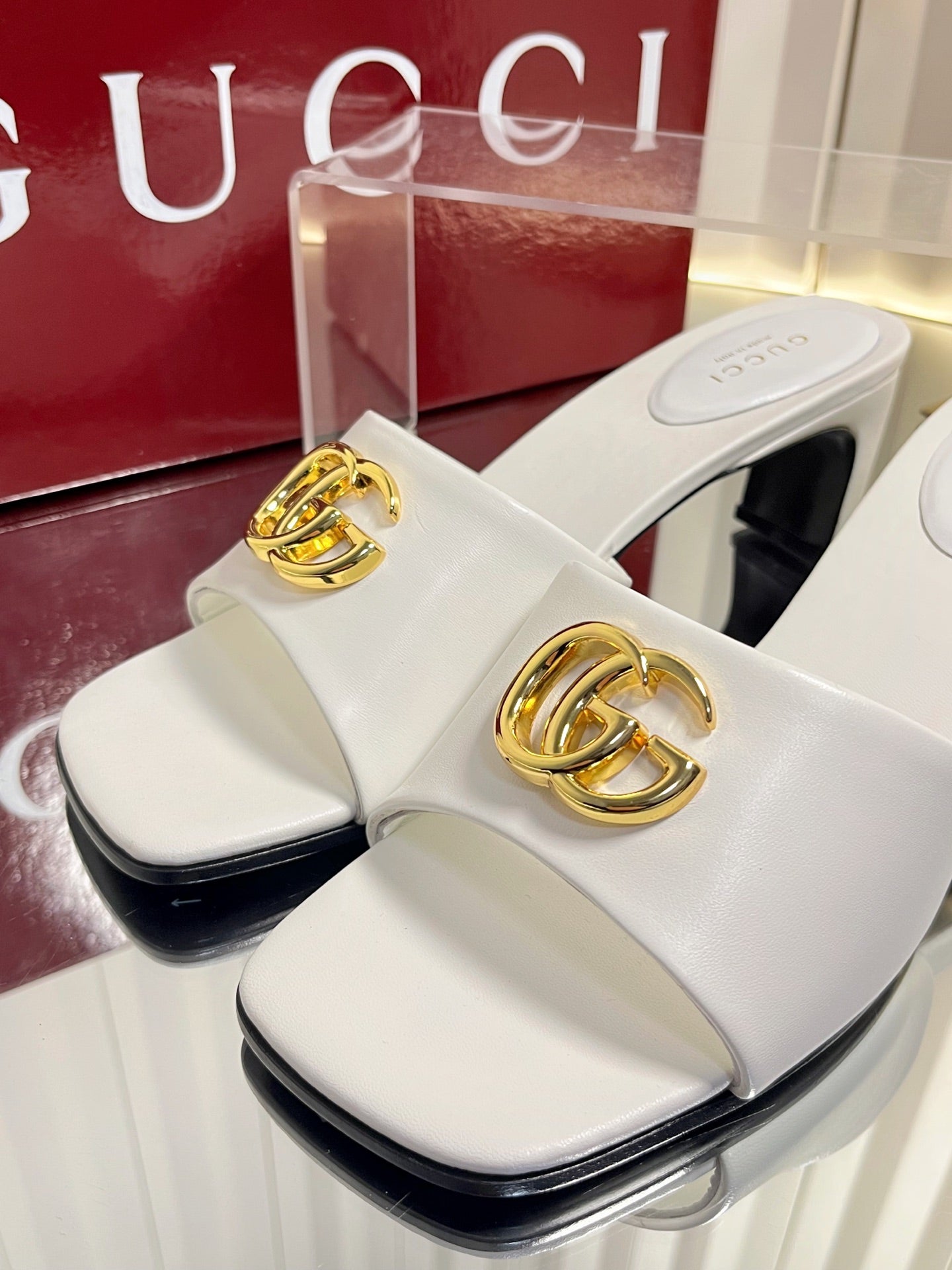 GG 26S Slippers 4.5cm White Leather 616458
