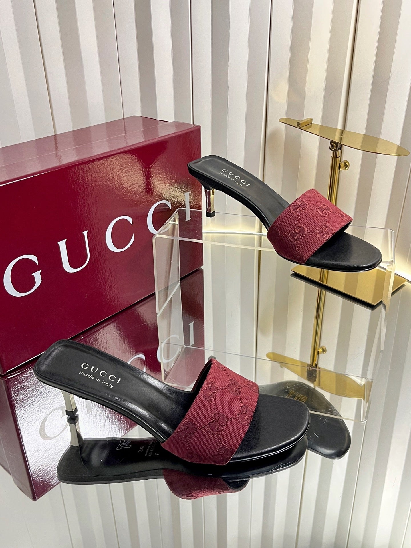 GG 26s Bombshell Crystal Sandal 5cm Black Burgundy Canvas Leather 768156