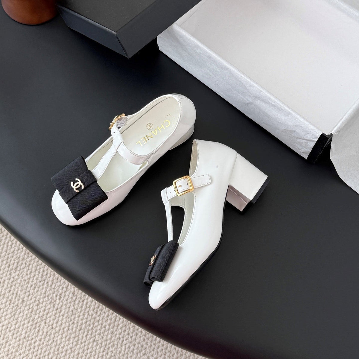 CC 25k Backpack Buckle Shoes White Patent Leather 540839