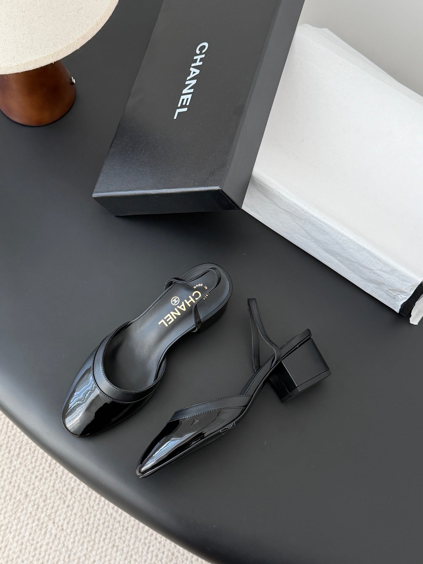CC 26c Slingback Black Patent Leather Sheepskin 605327