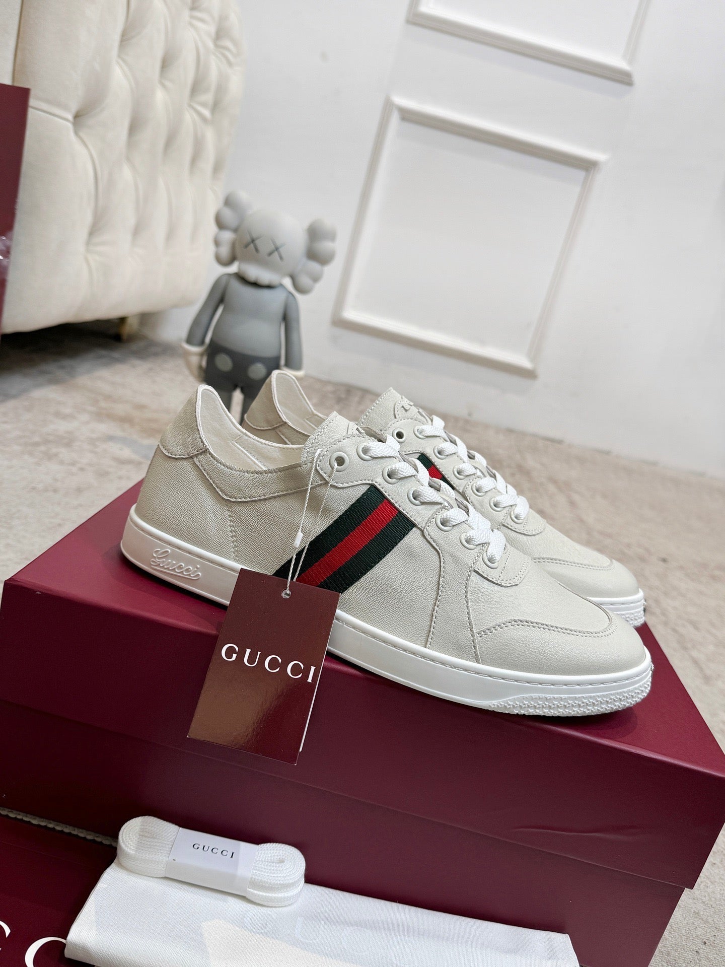 GG Stretch Low-Top Trainers White Leather 824427