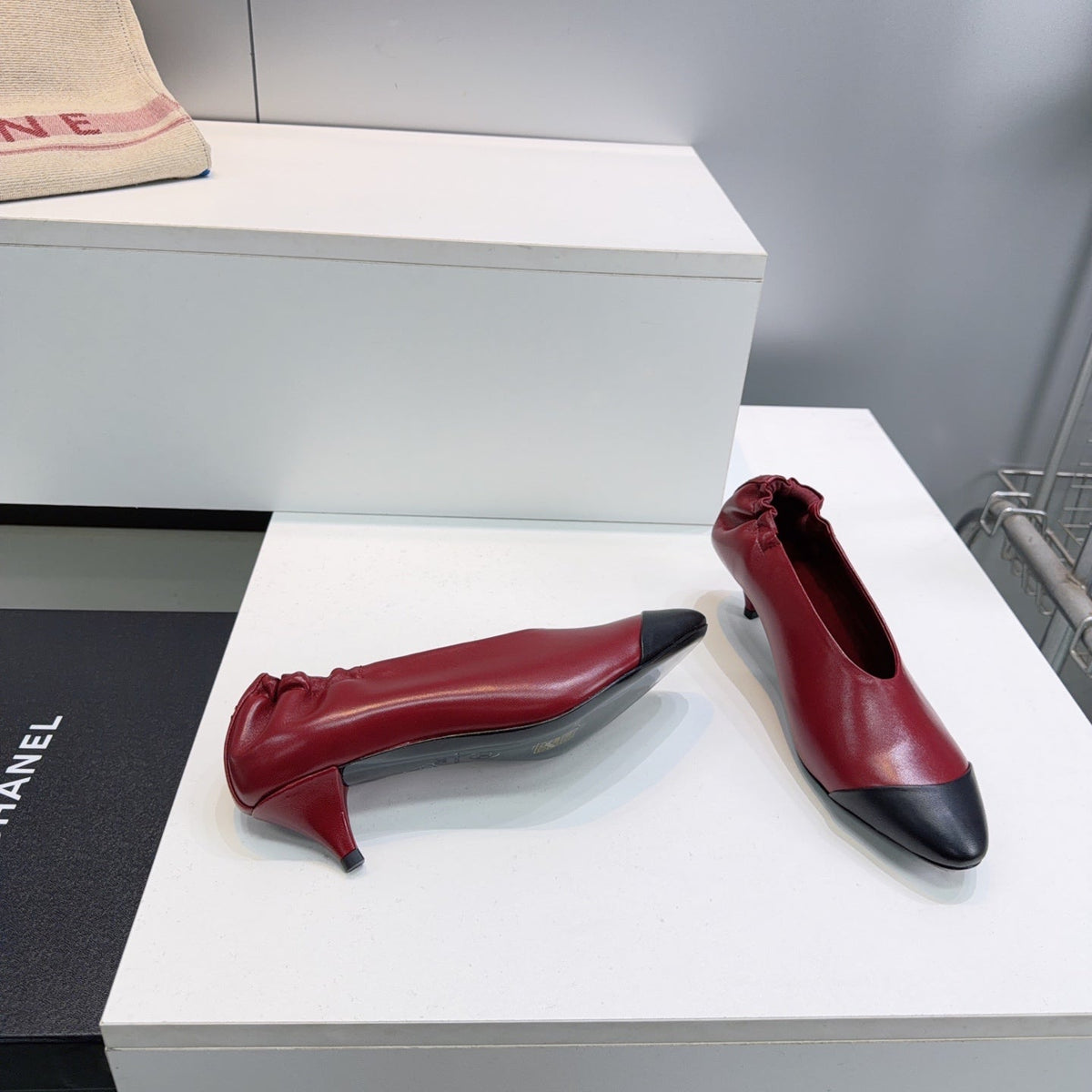 CC 2026 Pumps 4.5cm Black Burgundy Lambskin 741642