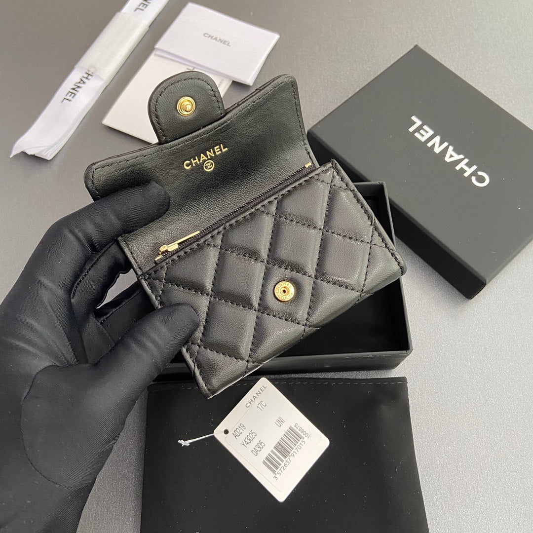 CC Zipper Flap Card Holder Black Sheepskin 234677