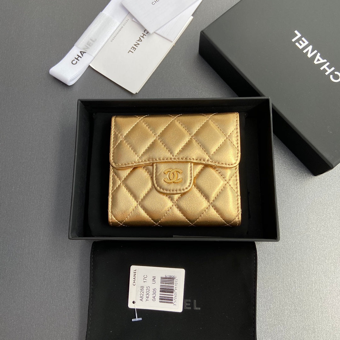 CC 82288 Classic Flap Wallet Gold Lamskin GHW 229884