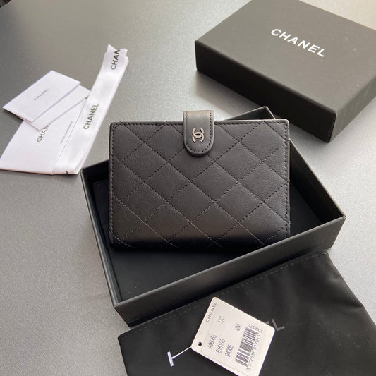 CC 96066 Compact Wallet Black Leather Sliver Steel 234621