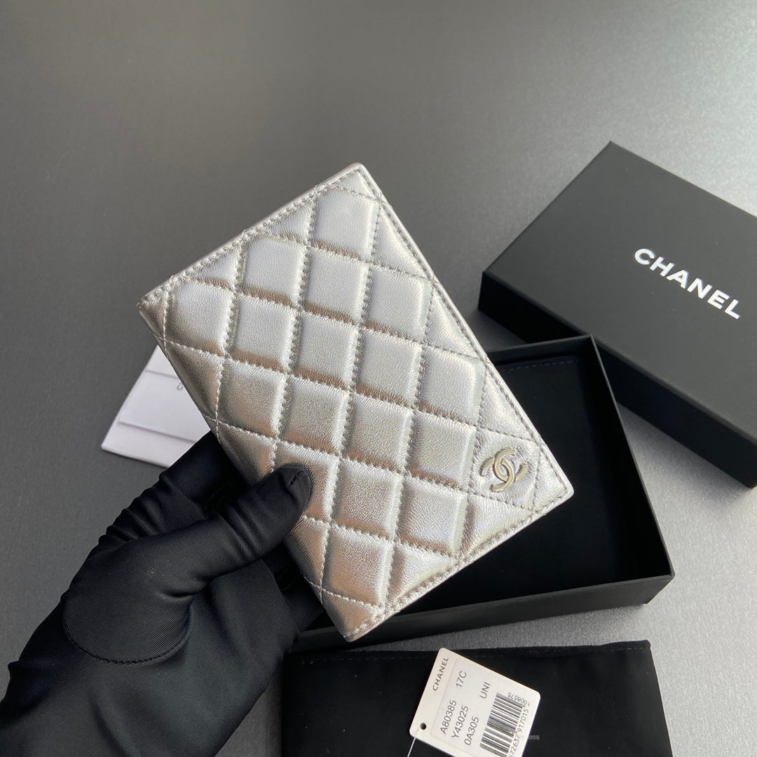 CC Passport Holder Sliver Sheepskin 234709