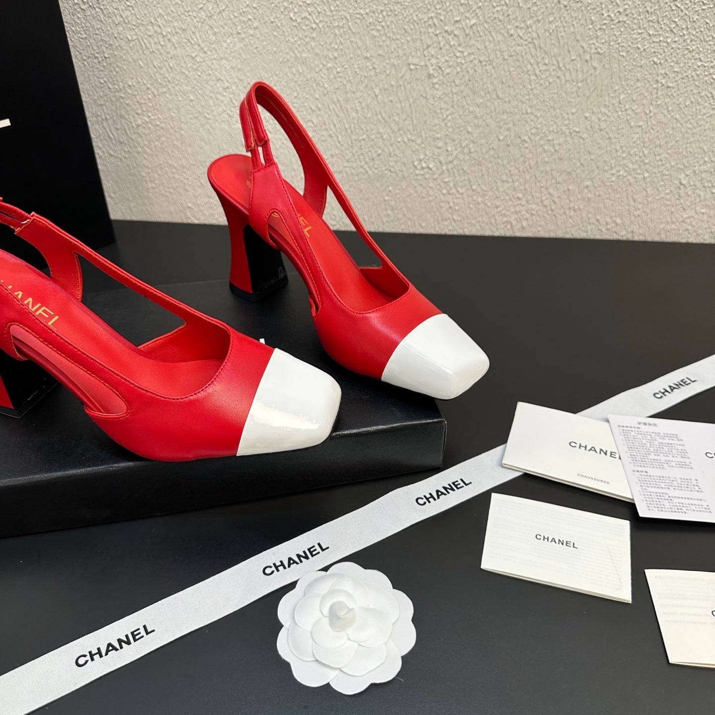 CC Slingback Block Heel White Red Leather 864114