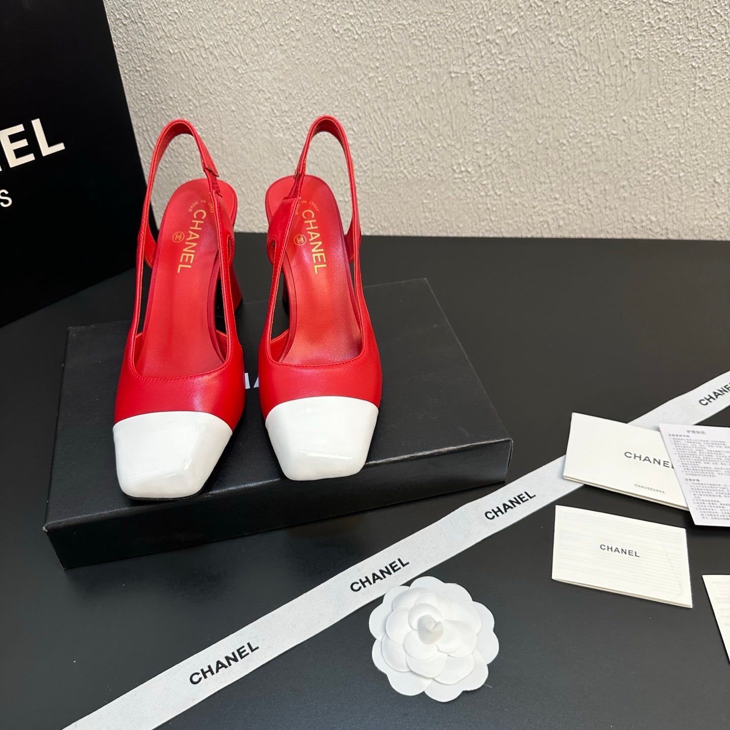 CC Slingback Block Heel White Red Leather 864114