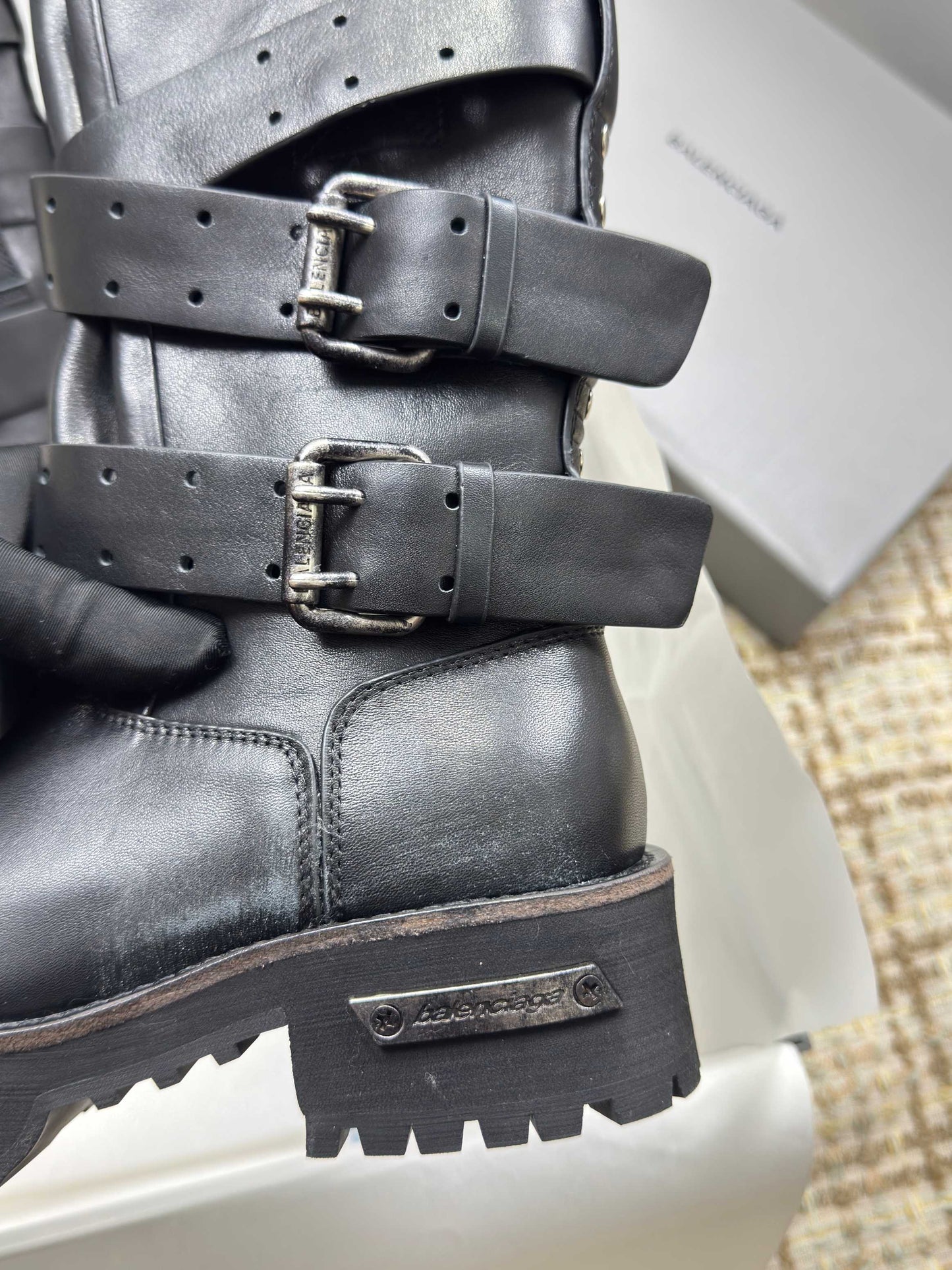 Balenciaga 25s Venom high boots black cowhide 467453