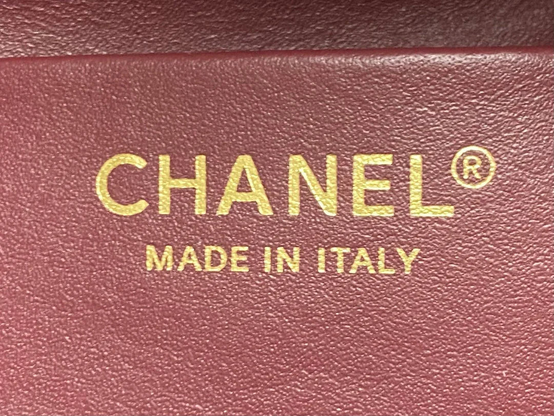 Chanel 2026 Flap Bag 17cm Lambskin Gold Hardware