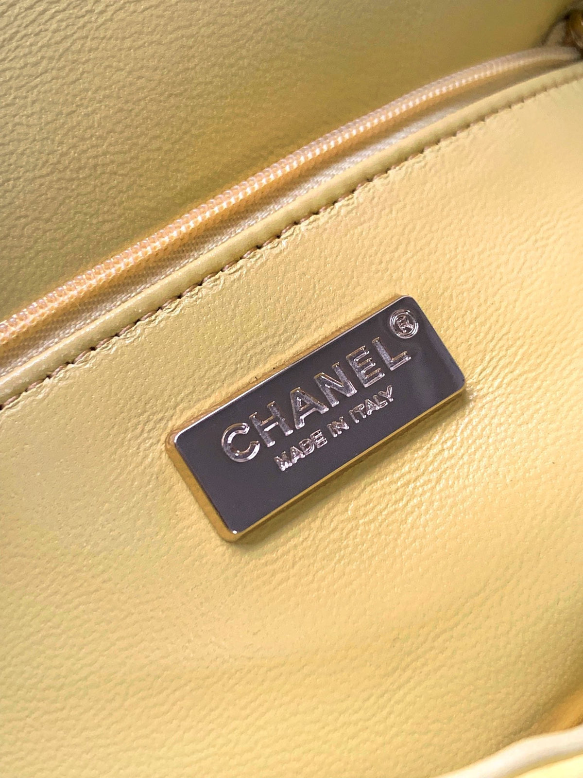 CC 25S Flap Bag 20cm Yellow Fringed Sequin Calfskin