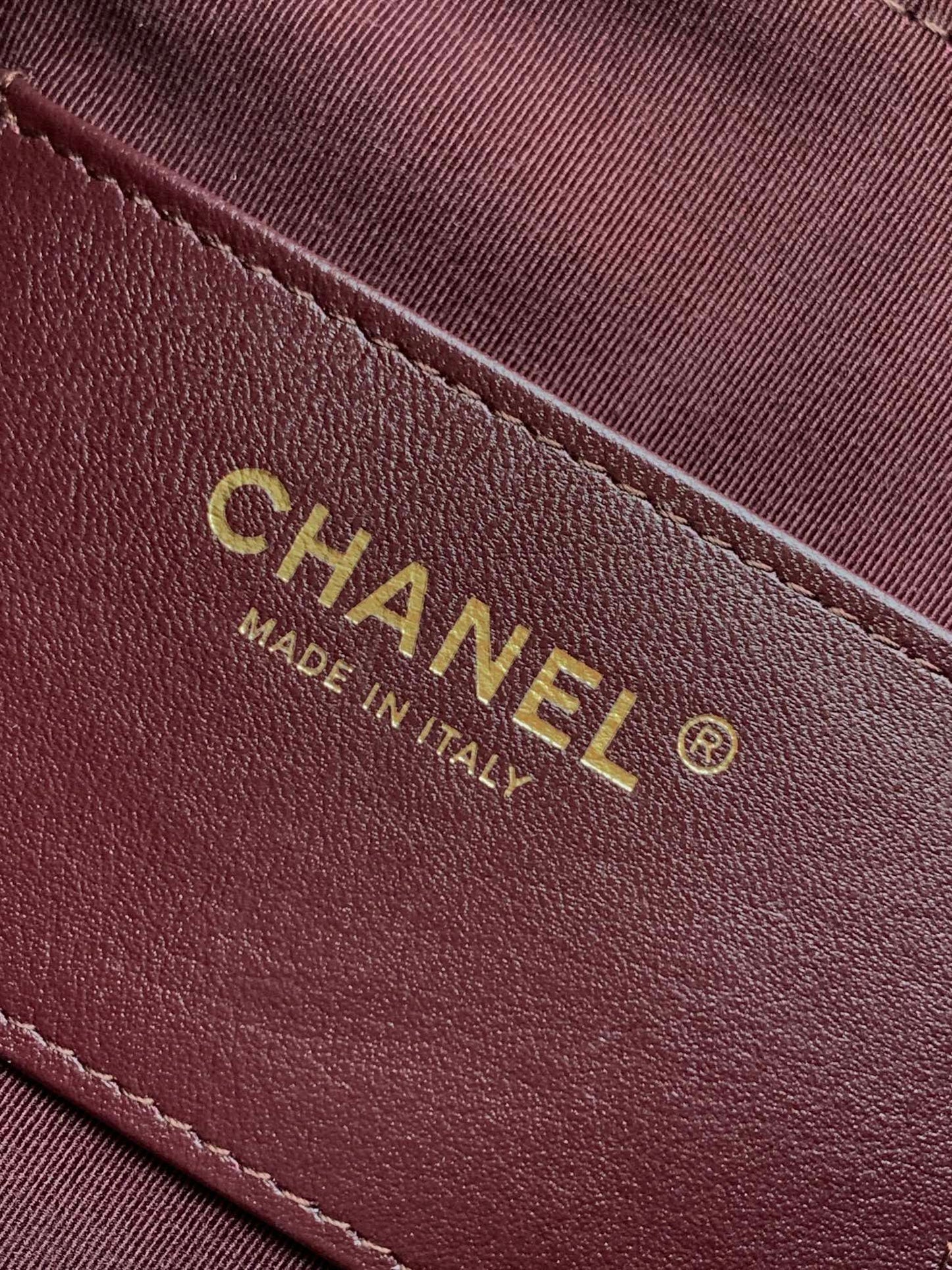 Chanel 26C Hobo Bag Dark Burgundy Cowhide GHW 272336