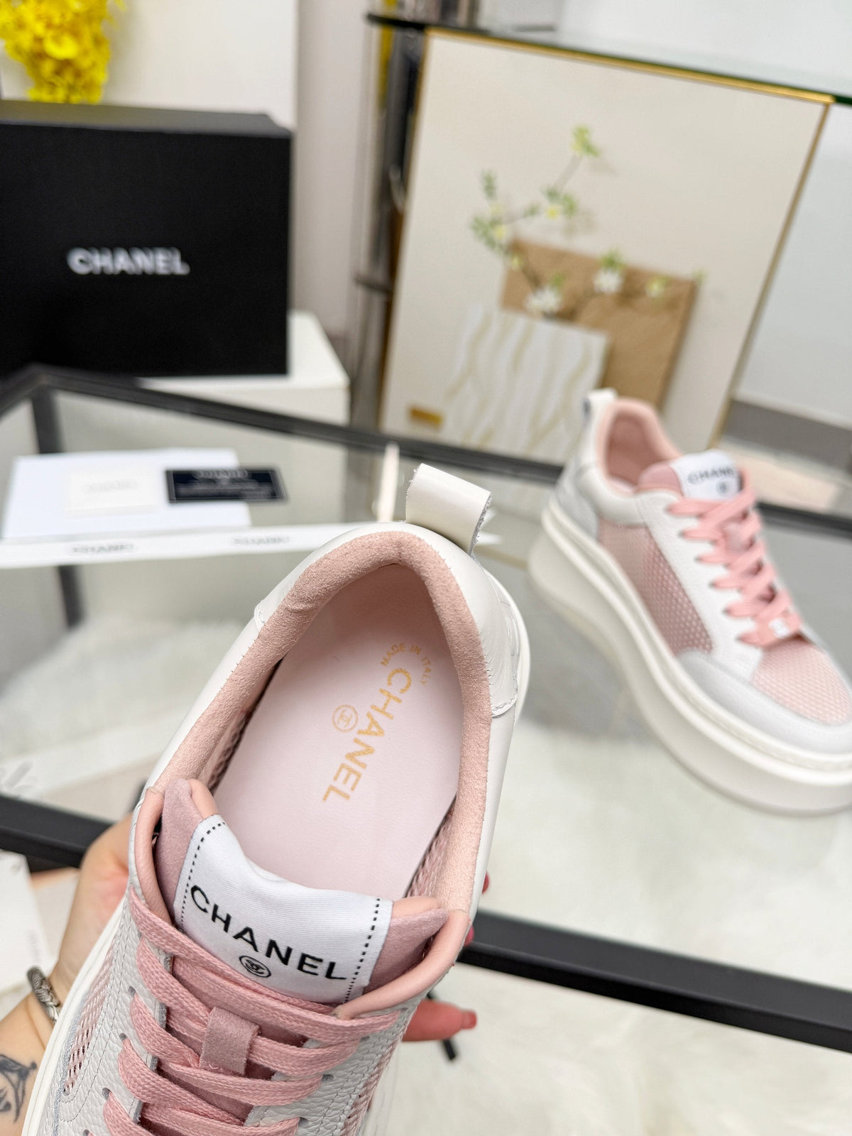 CC 26s Sneaker Pink White Cowhide Mesh 723083