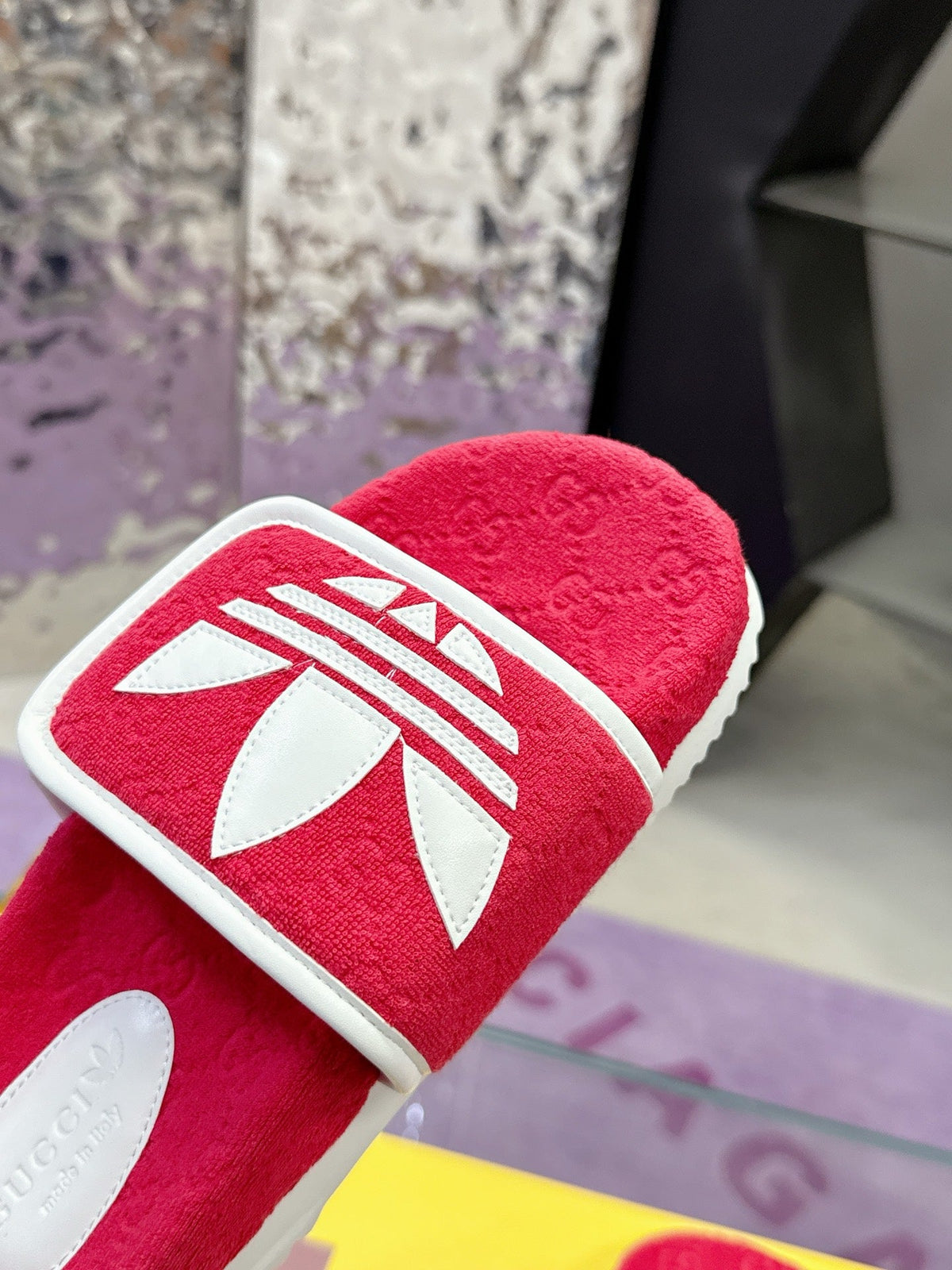 GG x Adidas Slipper Red Cotton 672159