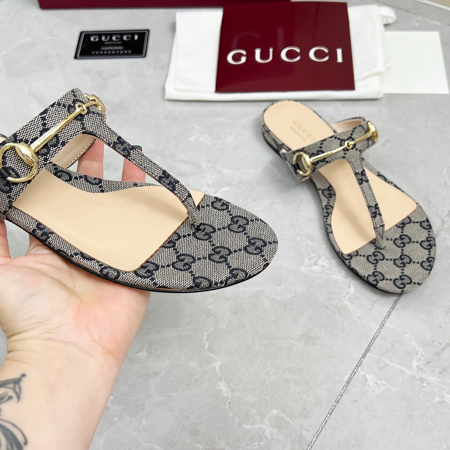 GC 25 Horsebit Thong Sandals Gray Canvas Leather 293855