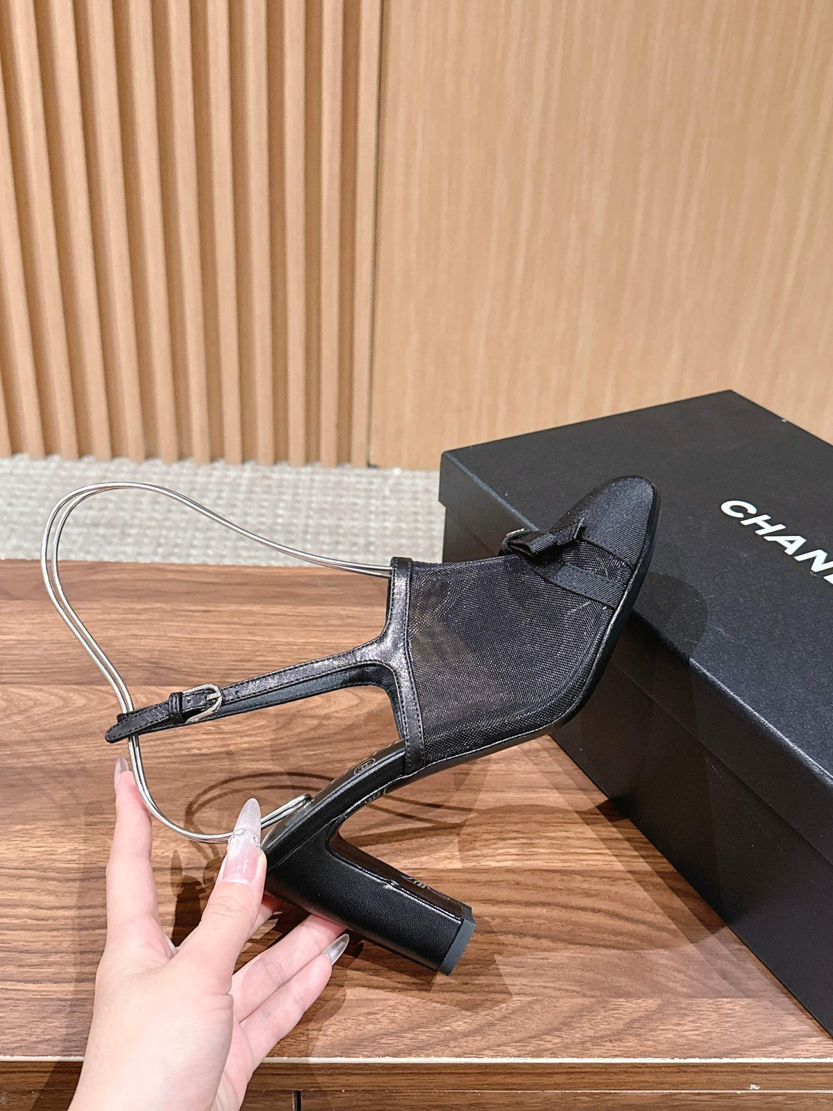 CC 26s Bow Slingback 8cm Black Cotton Mesh 692548