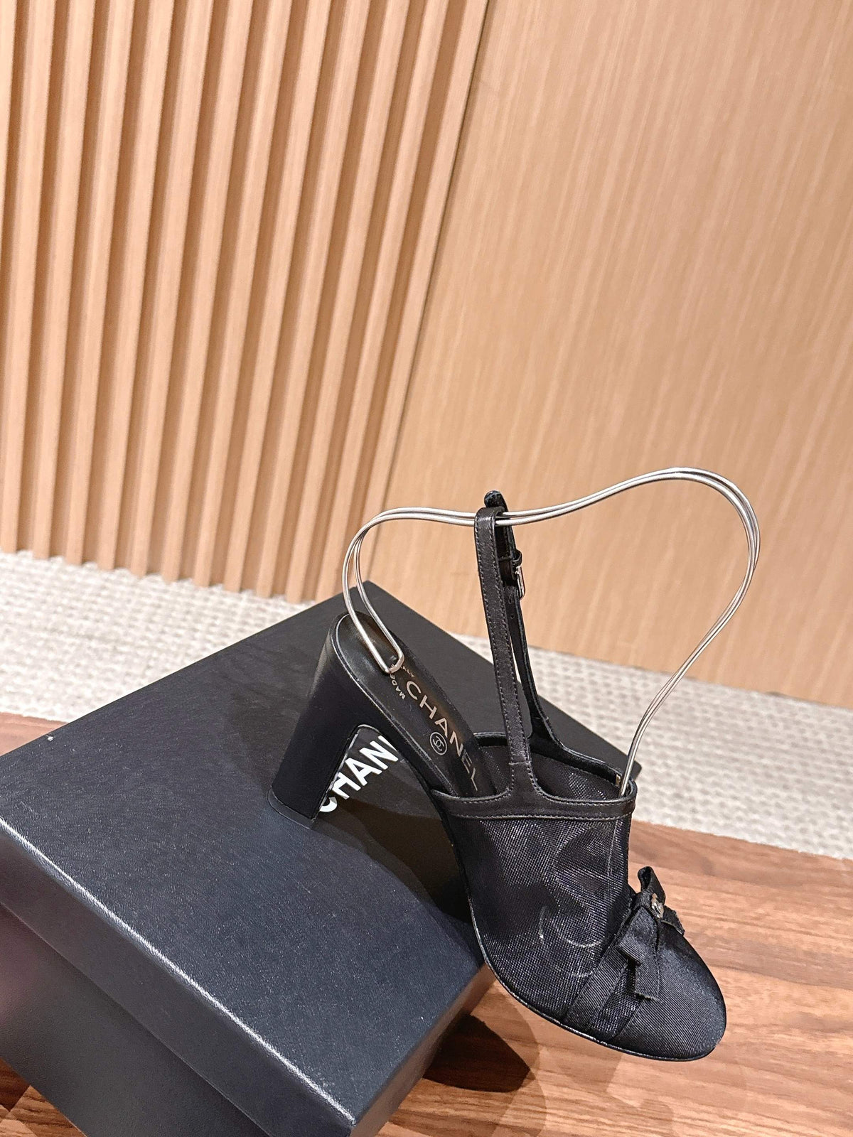 CC 26s Bow Slingback 8cm Black Cotton Mesh 692548
