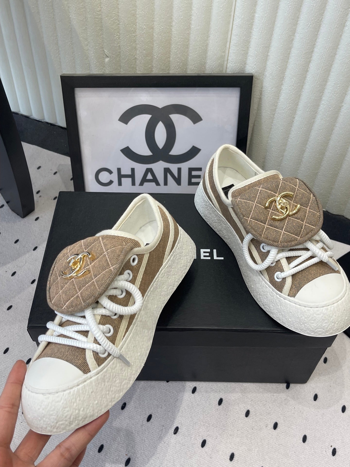 CC 2026s Sneakers Khahi White Denim Leather 720088