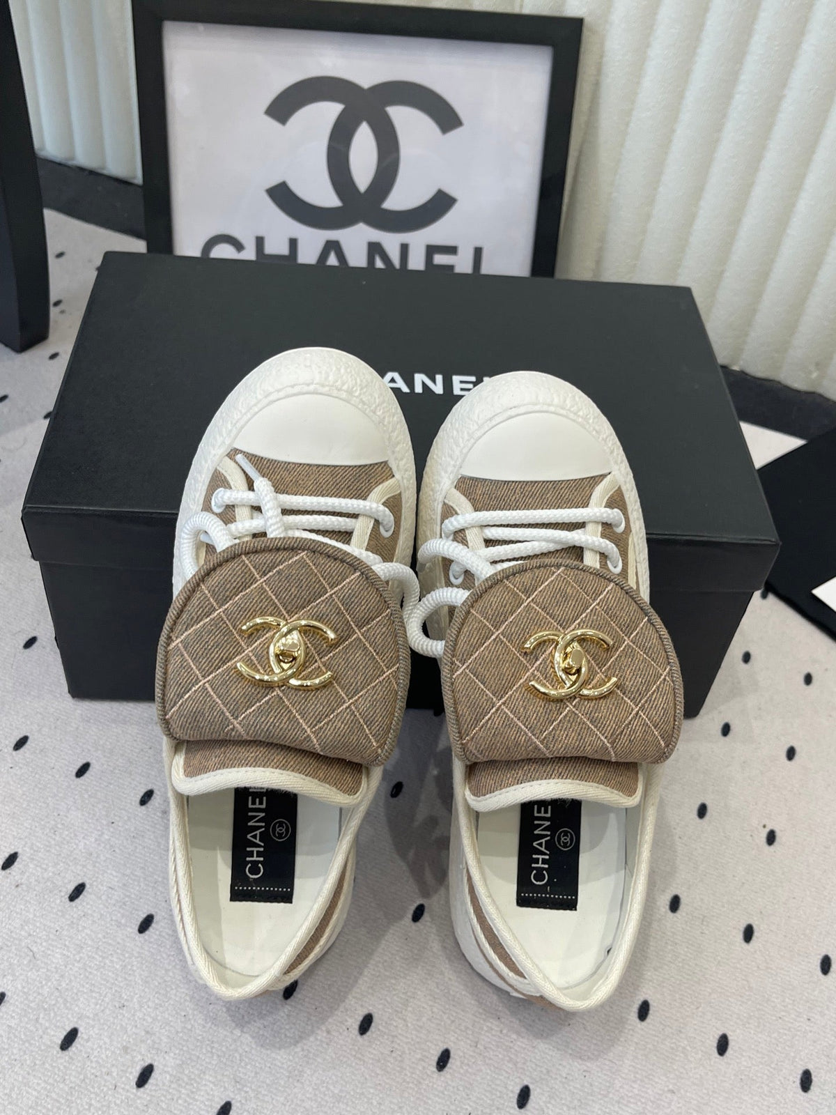 CC 2026s Sneakers Khahi White Denim Leather 720088