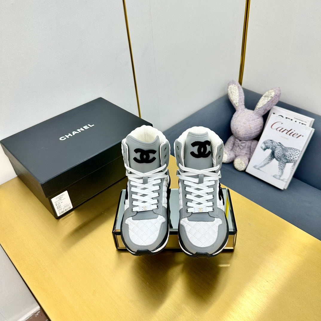 ATHLETIC SHOES IN WHITE MIX ASH GRAY CALFSKIN