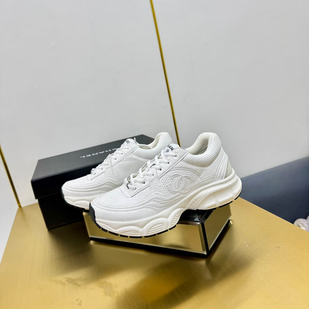 DAD SNEAKER IN WHITE SUEDE AND BREATHABLE MESH