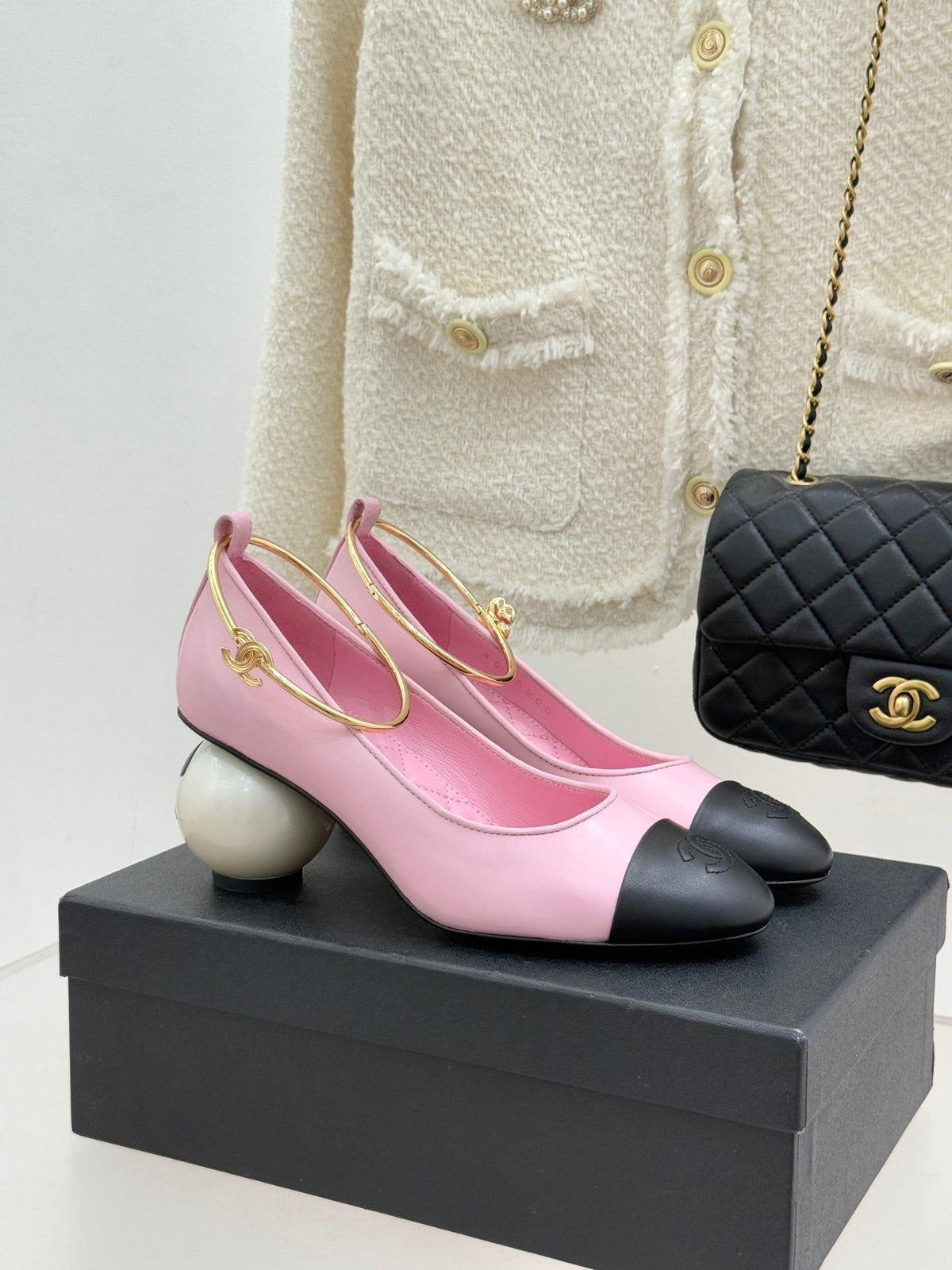 CC 26C Ribbon Camellia Mary Jane With Giant Pearl Black Pink Lambskin