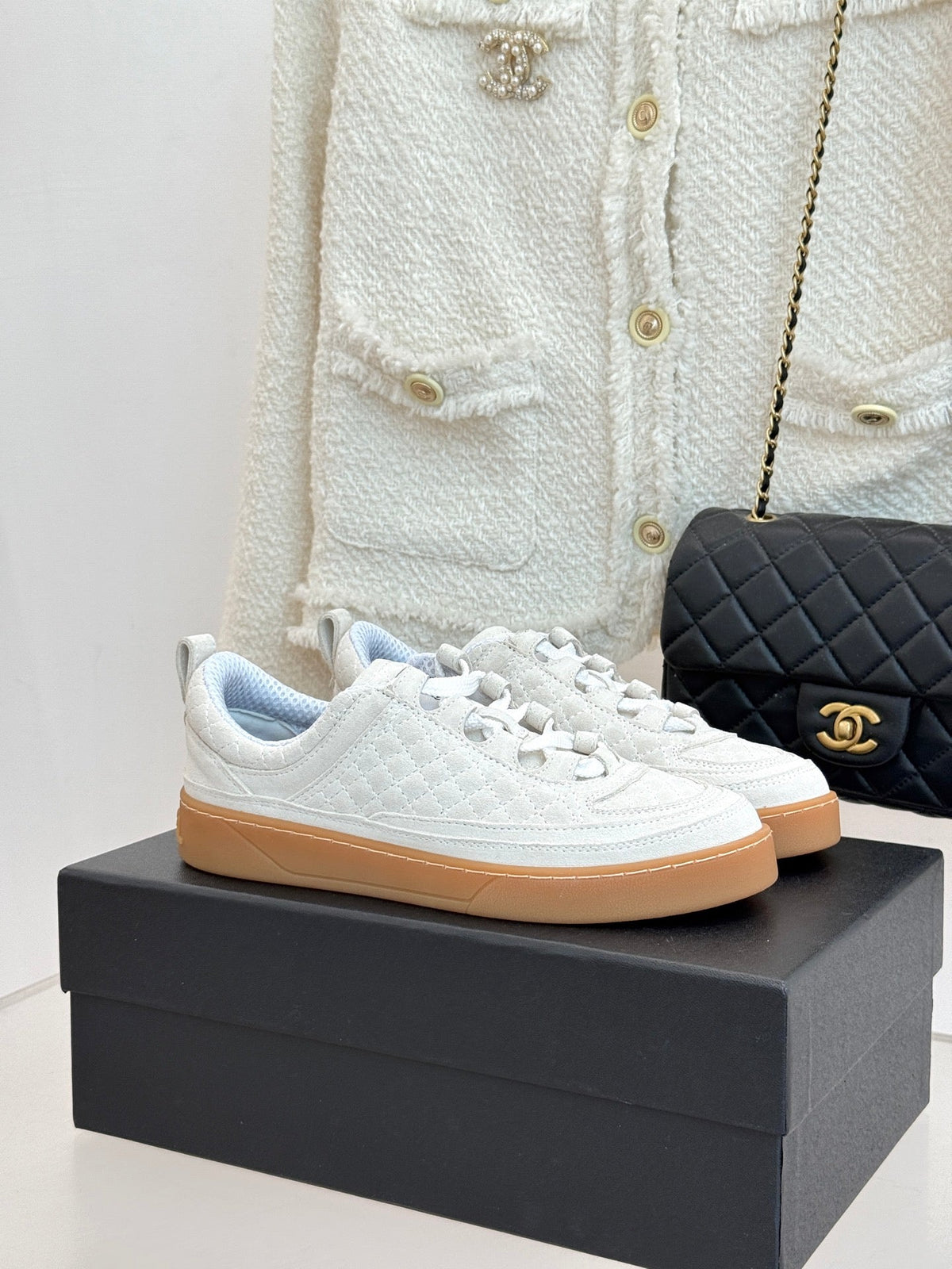 CC Casual Sports Shoes White Diamond Pattern Suede 920475