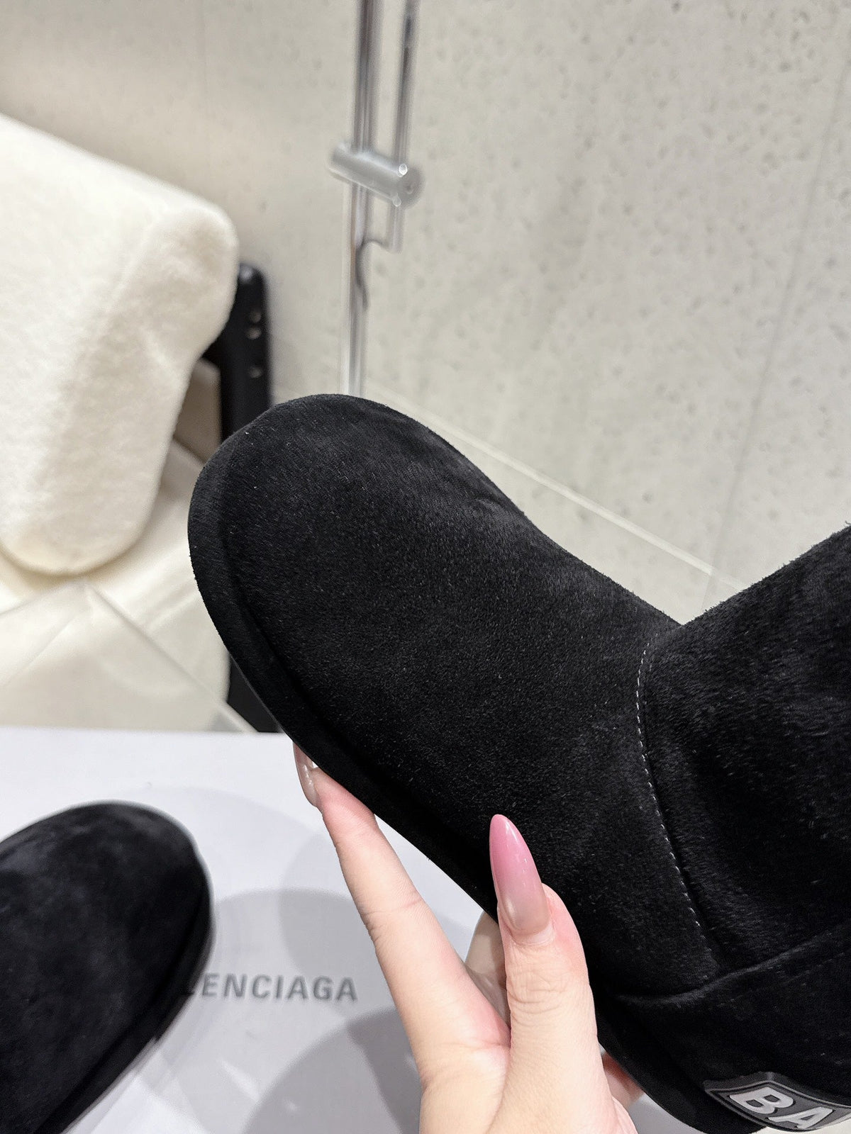 Balenciaga Alaska Soft Booties Black Suede Shearing 554395