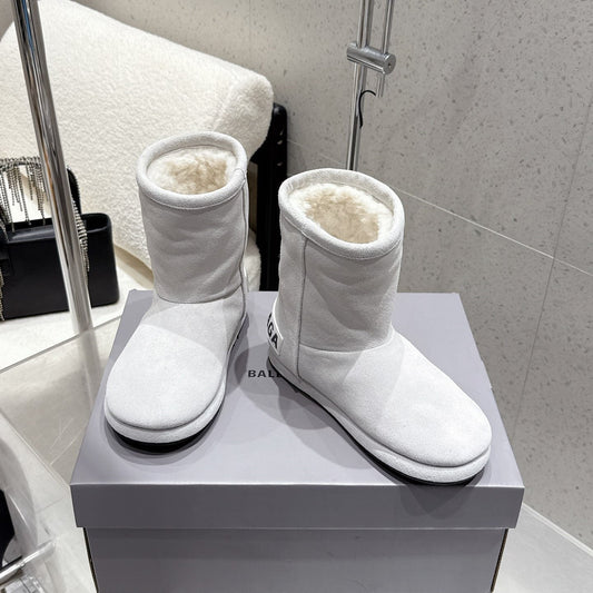 Balenciaga Alaska Soft Booties Pale Gray Suede Shearing 554396