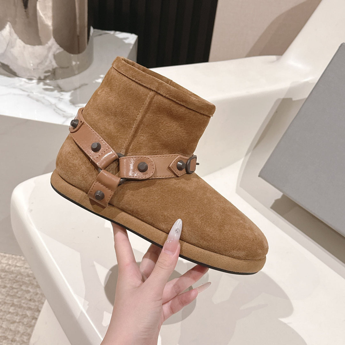 Balenciaga Alaska soft boots brown suede 467185