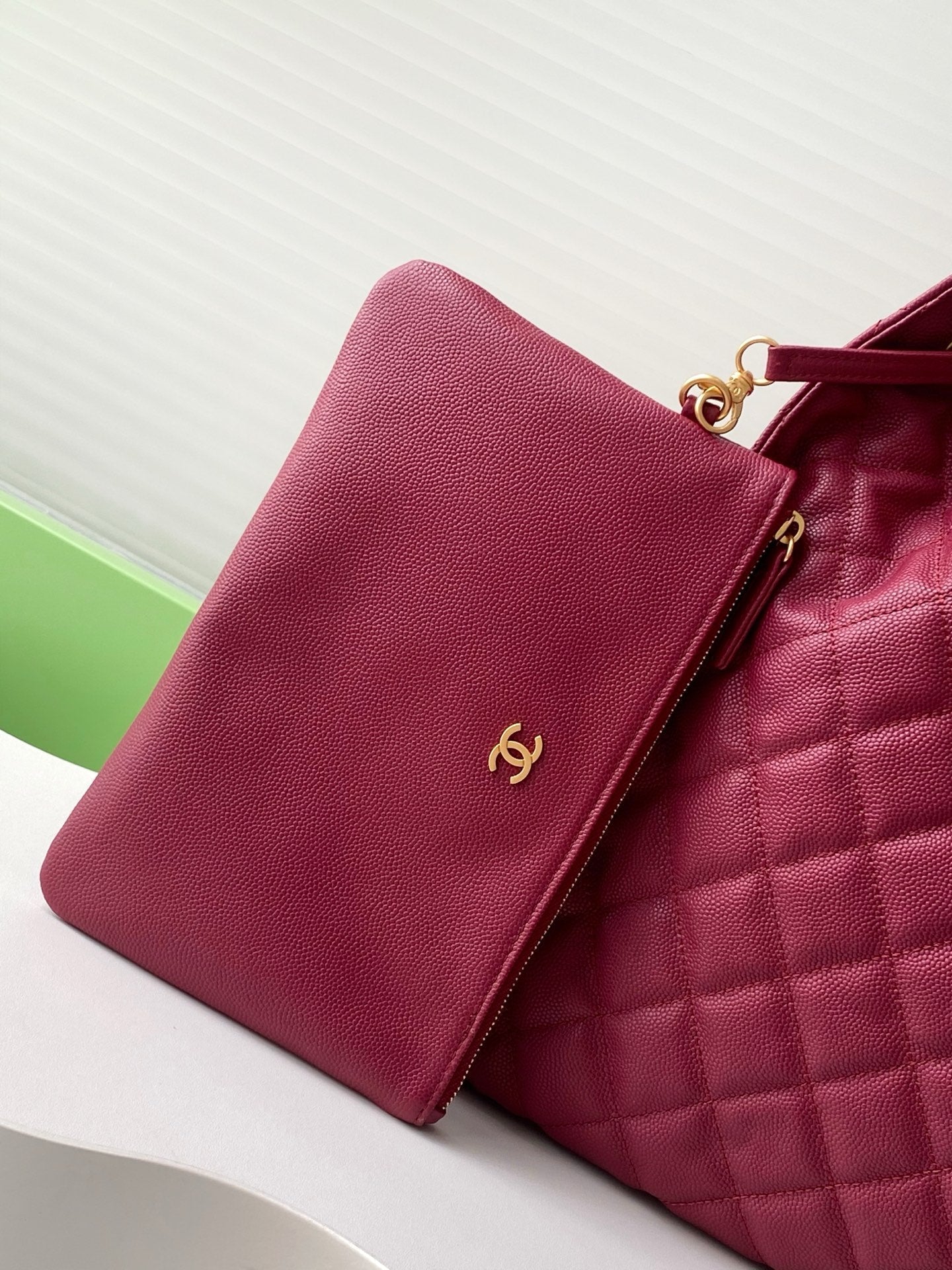 CC 25C Hobo Bags 40cm Dark Red Grained Calfskin