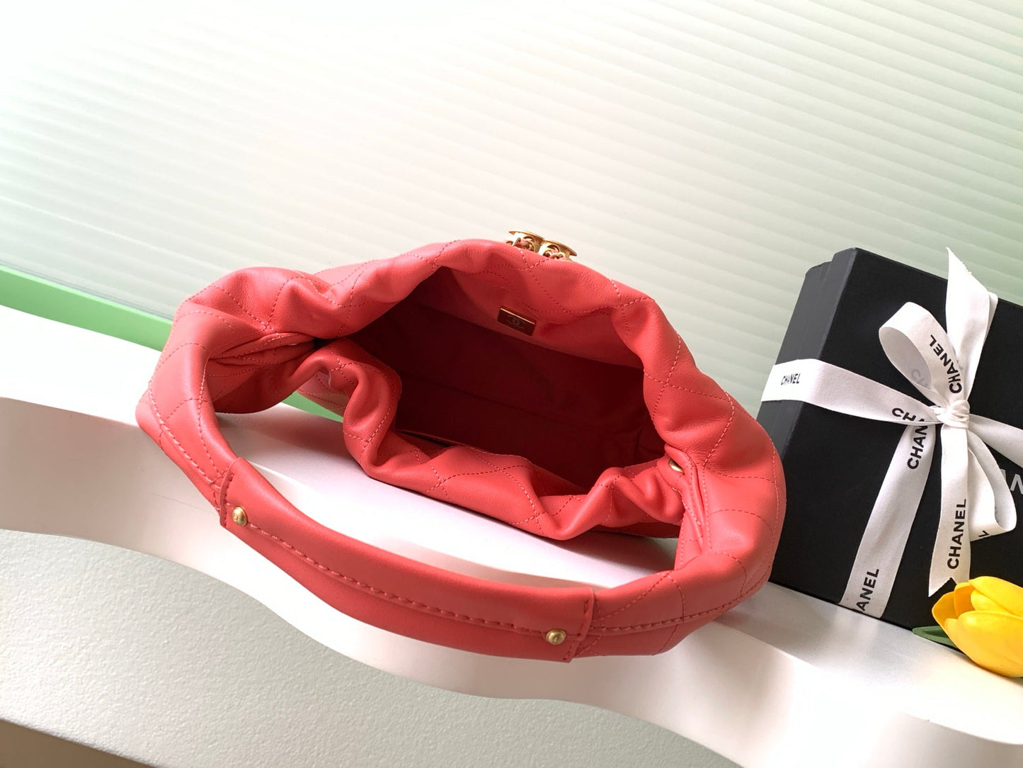 CC 2025 Hobo Bag 32cm Red Calfskin