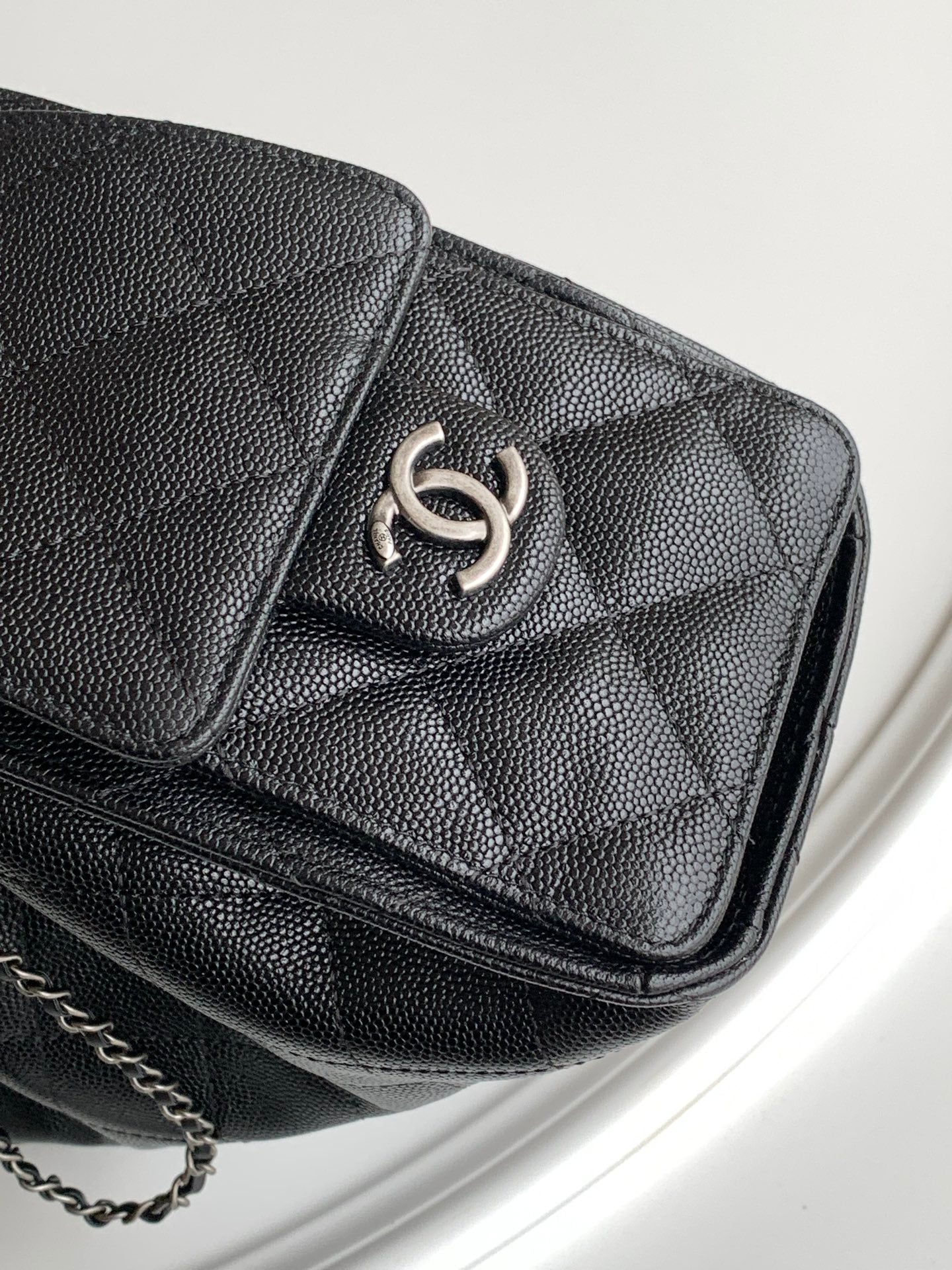 Chanel 25S Hobo Bag 22 in Black Caviar Leather
