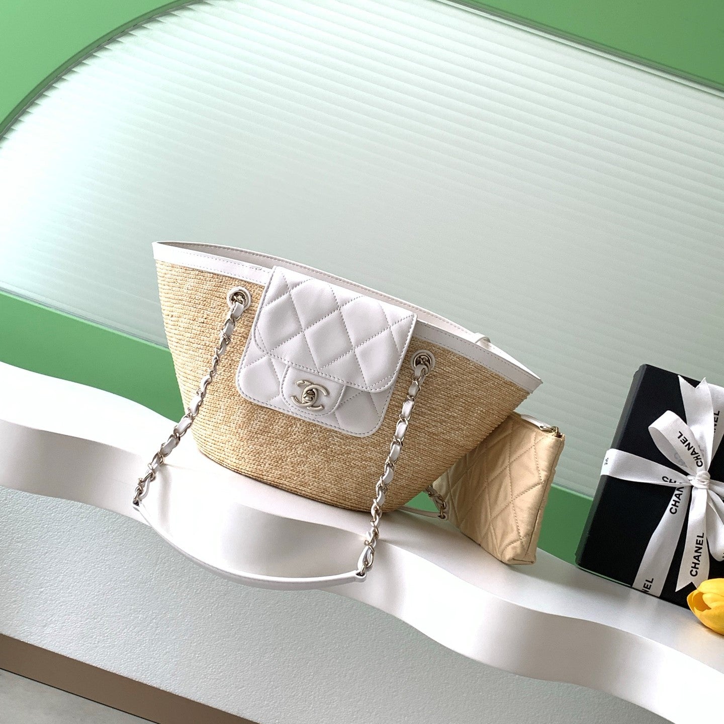CC 2026 Medium Shopping Bag Beige White Straw Calfskin
