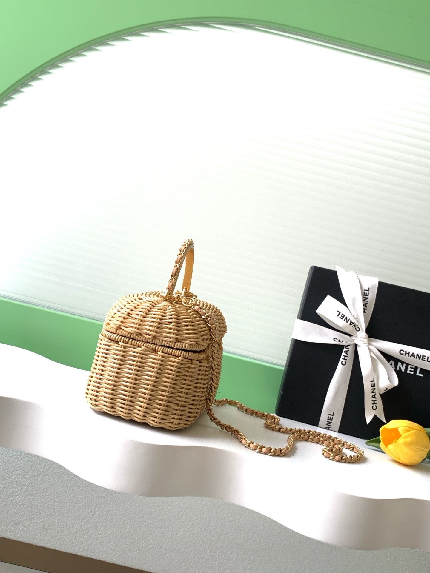 CC Cruise 2025/26 Vanity Case Beige Braided Rattan
