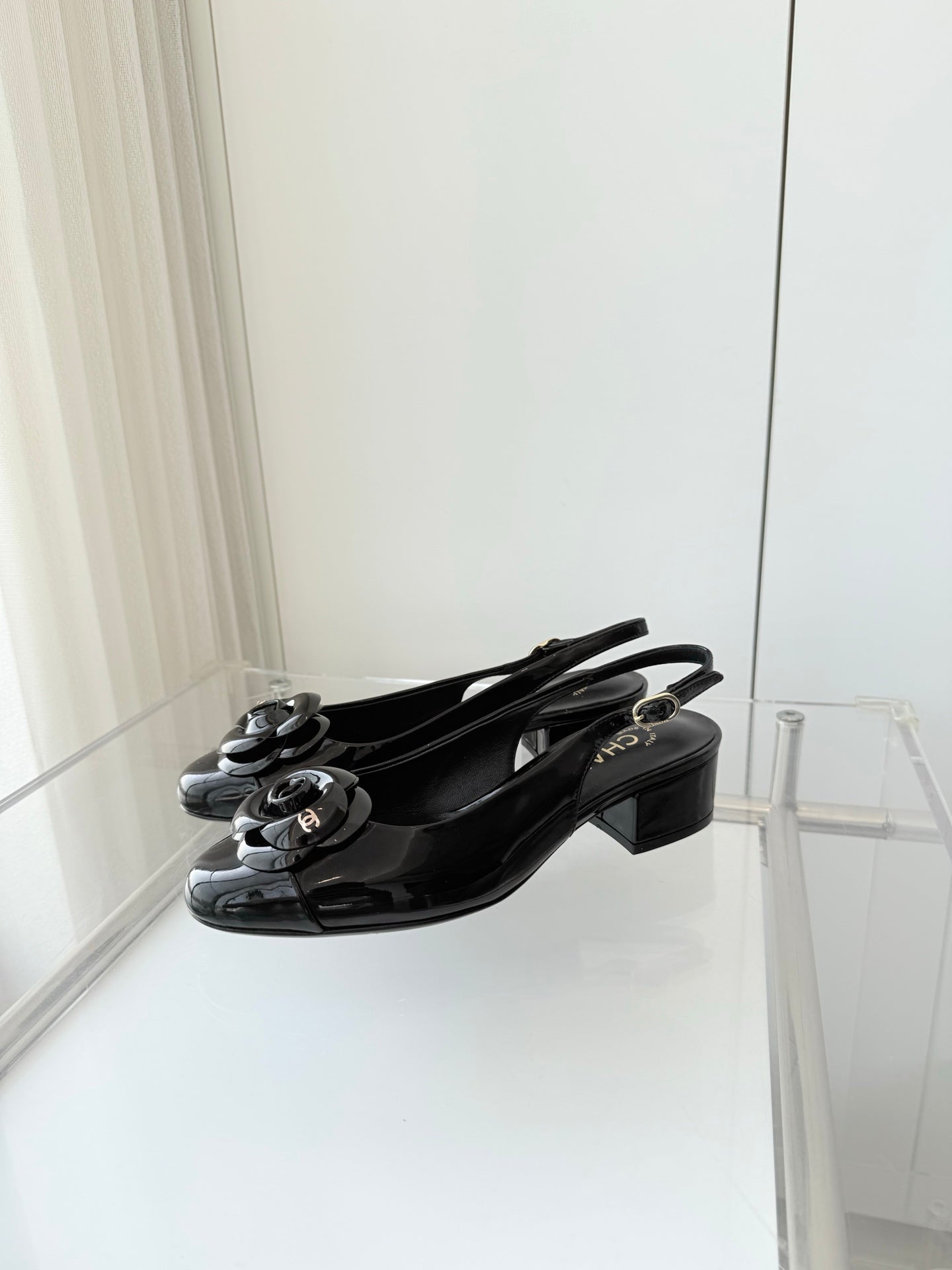 CC 26s Slingback Floral 3.5cm Black Patent Leather 597414