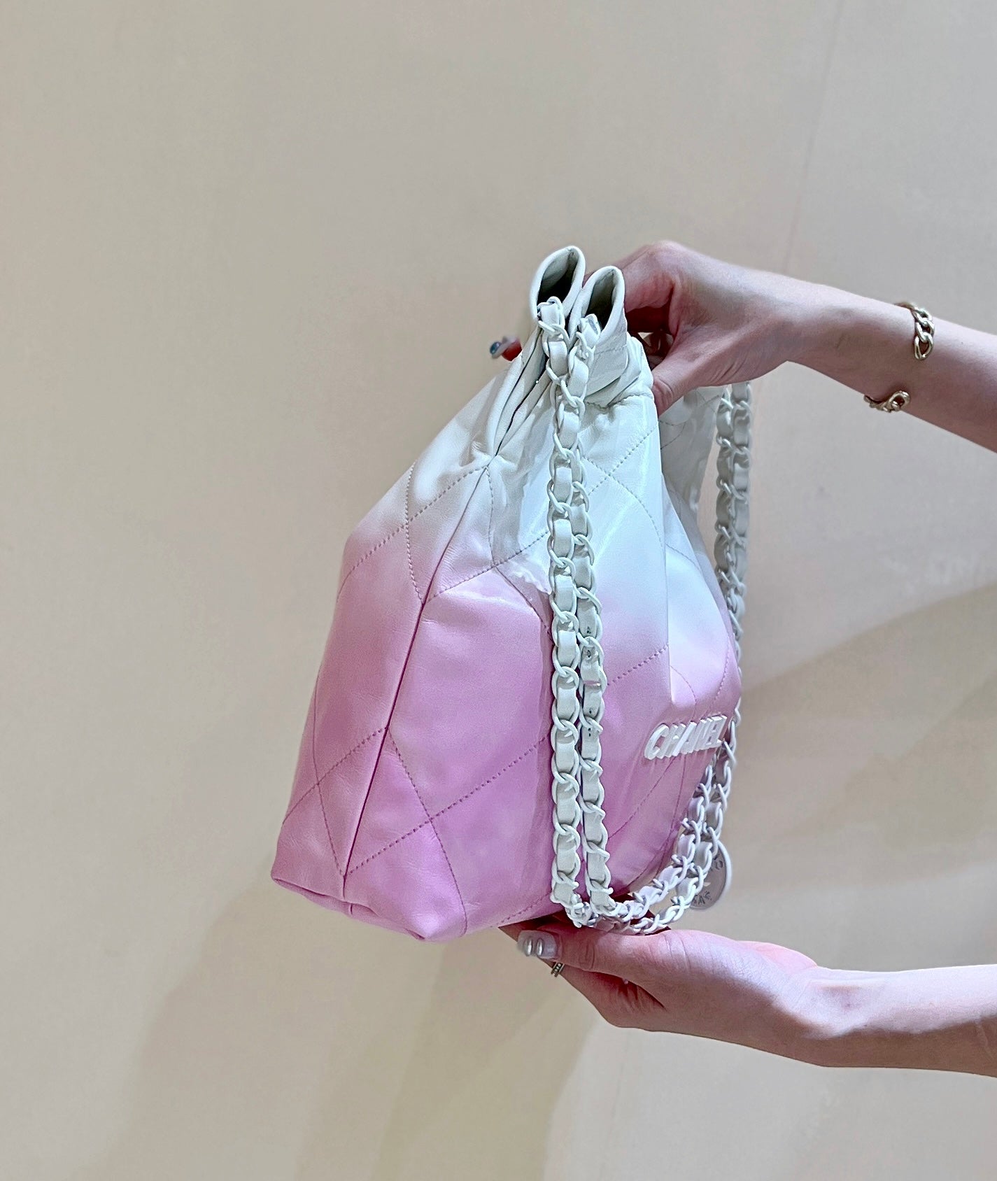CC 24S Mini Gradient 22 Hobo 39cm Pink White Calfskin
