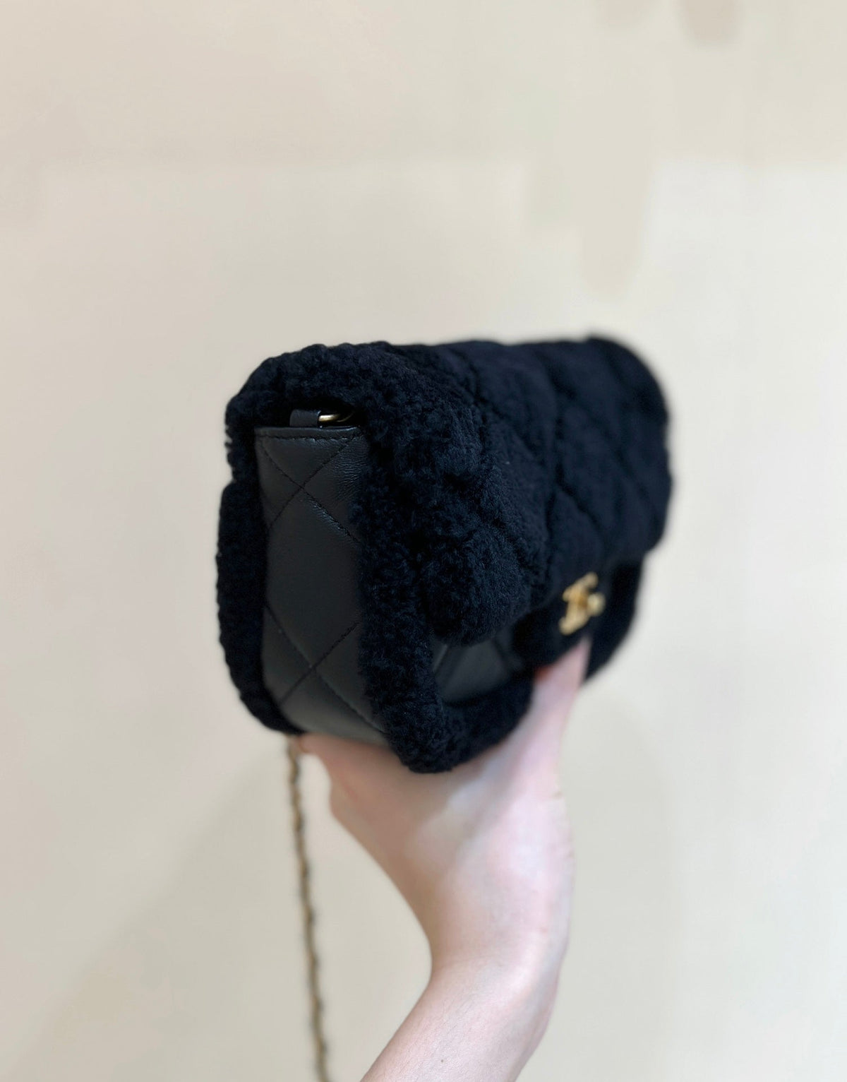 CC  24K Teddy Bear CF 18 cm Black Lambskin & Fur Light GHW