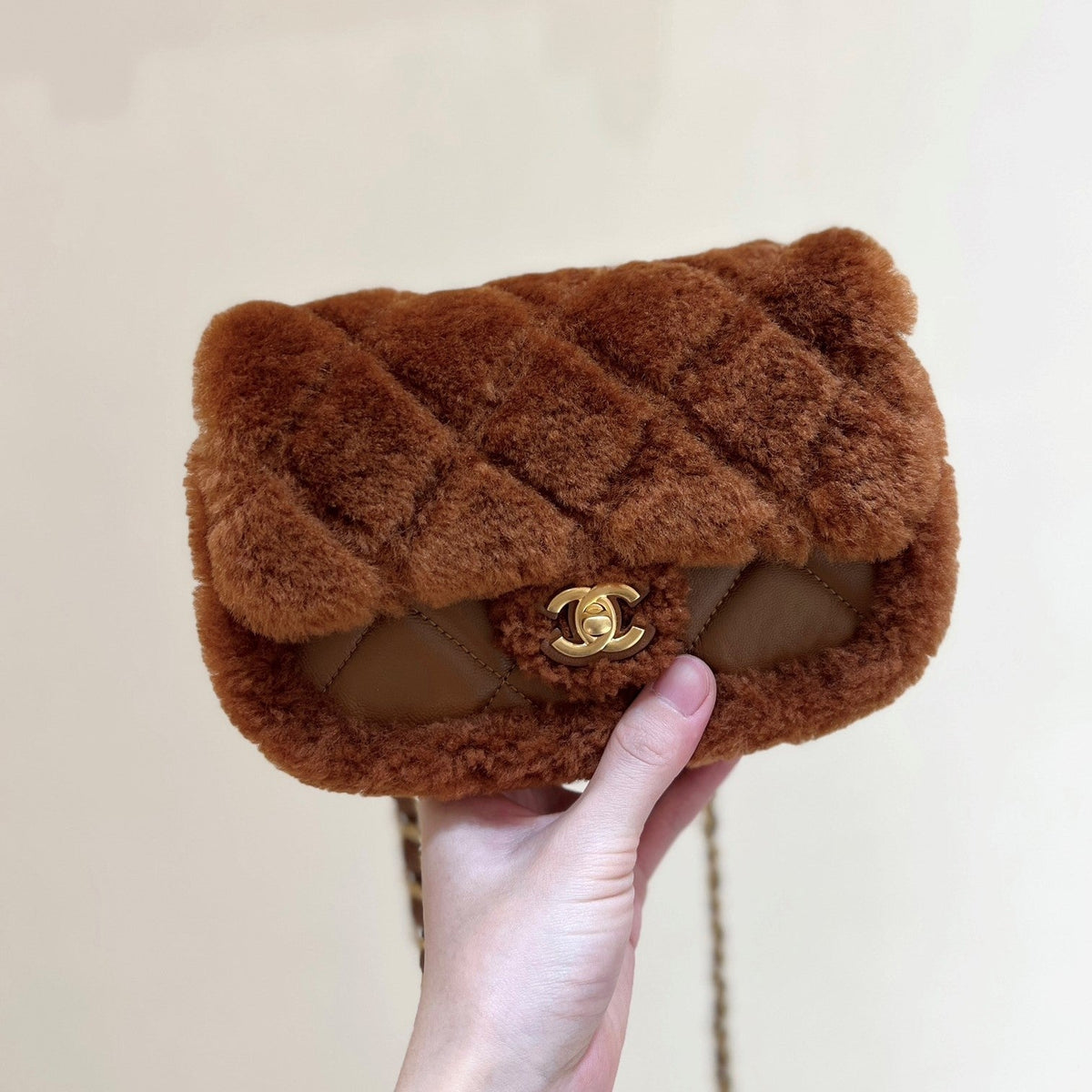 CC  24K Teddy Bear CF 18 cm Brown Lambskin & Fur Light GHW