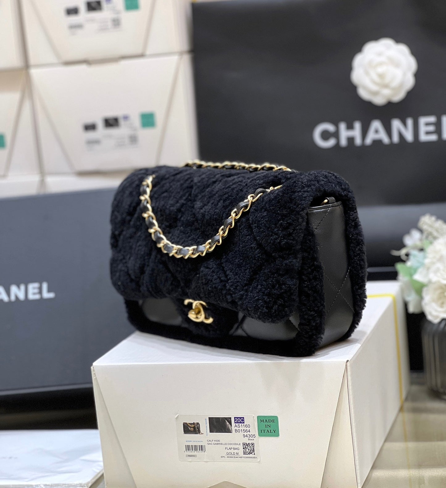 CC  24K Teddy Bear CF 23.5cm Black Lambskin & Fur Light GHW