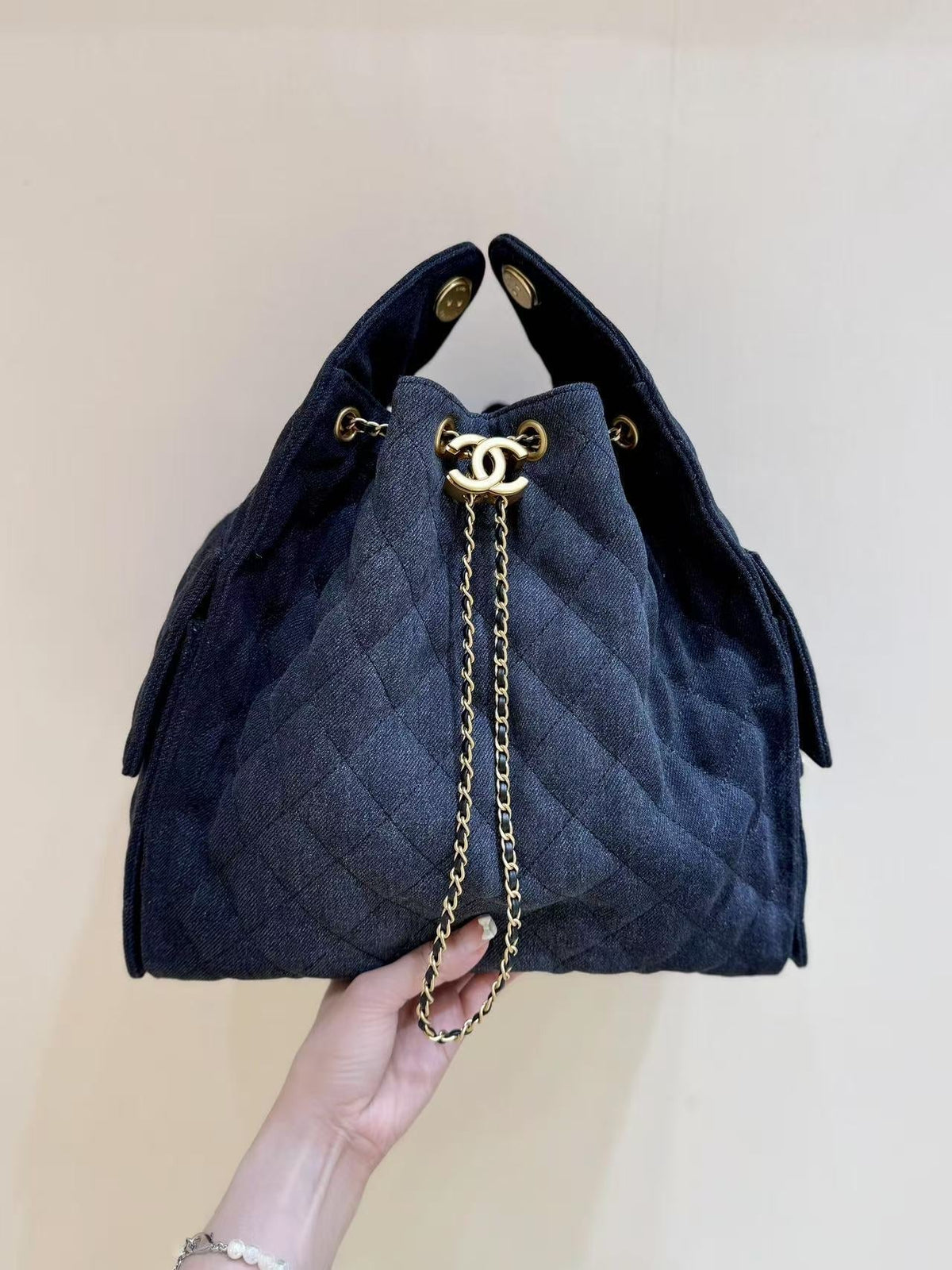CC 25 Handbag 40 In Dark Blue Denim Gold Hardware