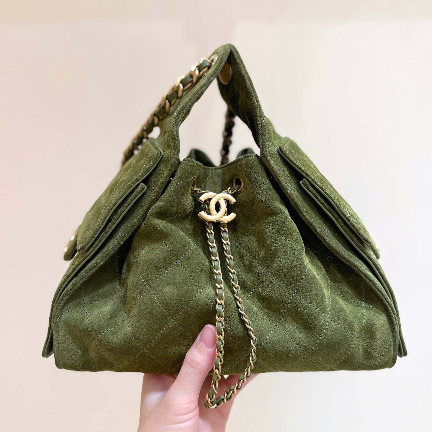 CC 2026 Hobo Bag 30cm Olive Suede 290087